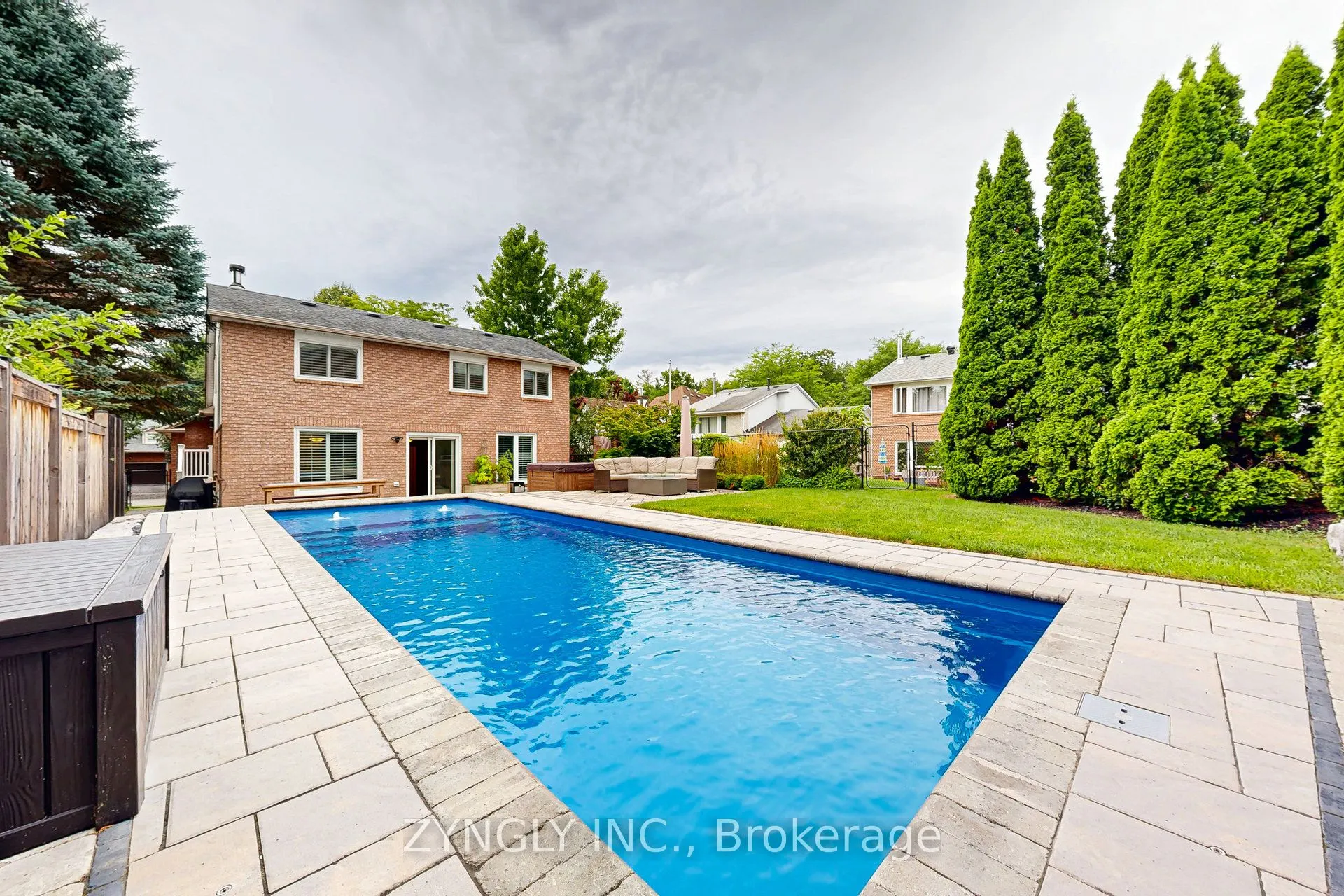 914 Alanbury Crescent
