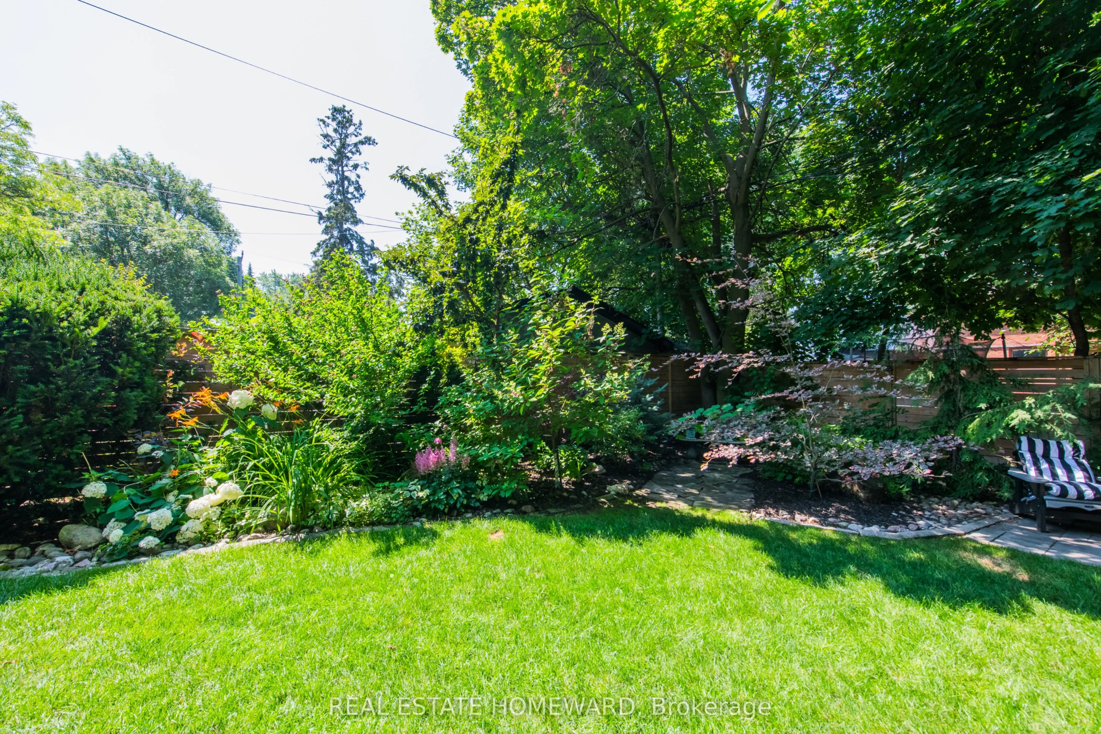 52 Harewood Avenue