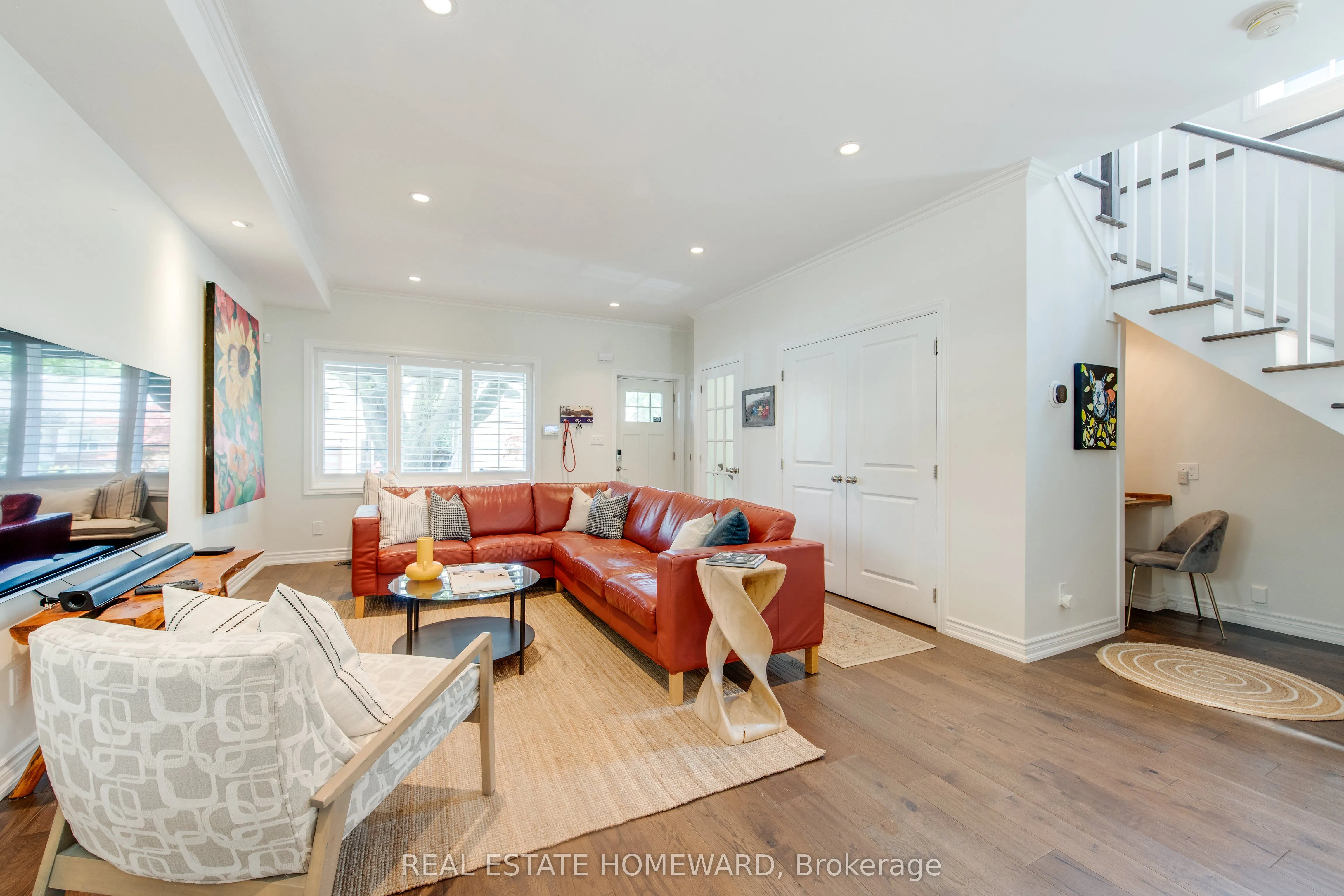 52 Harewood Avenue