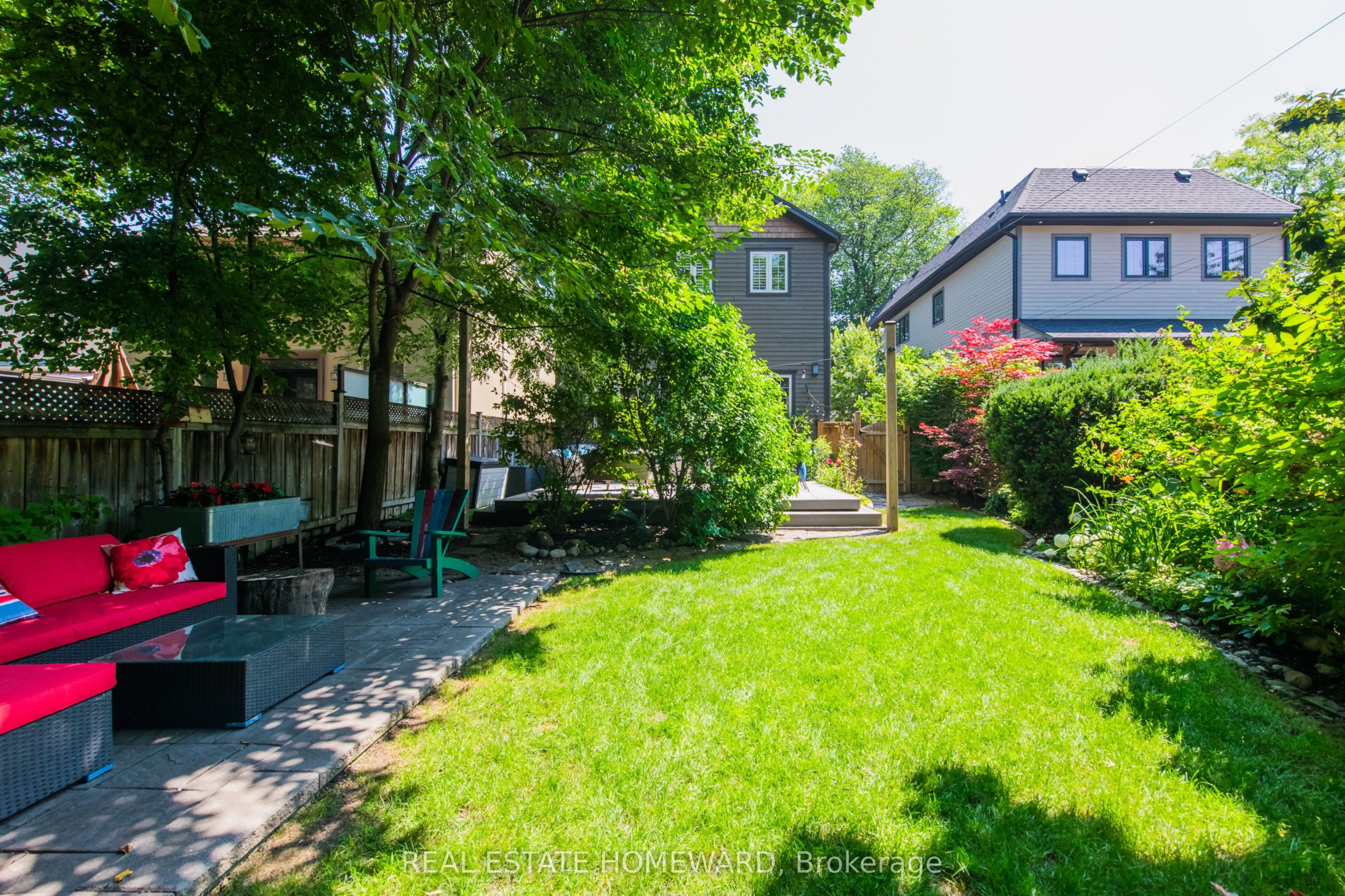 52 Harewood Avenue
