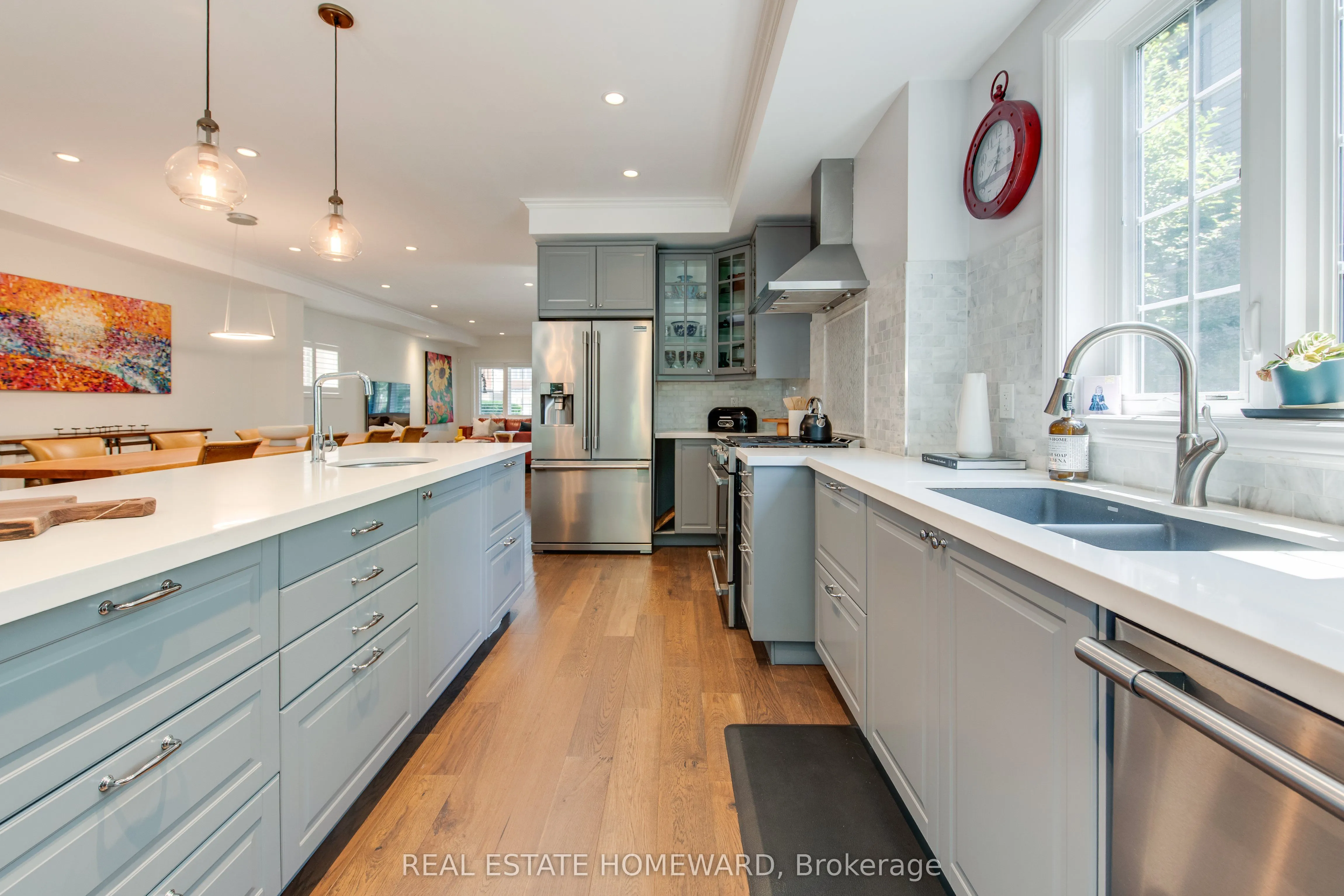 52 Harewood Avenue
