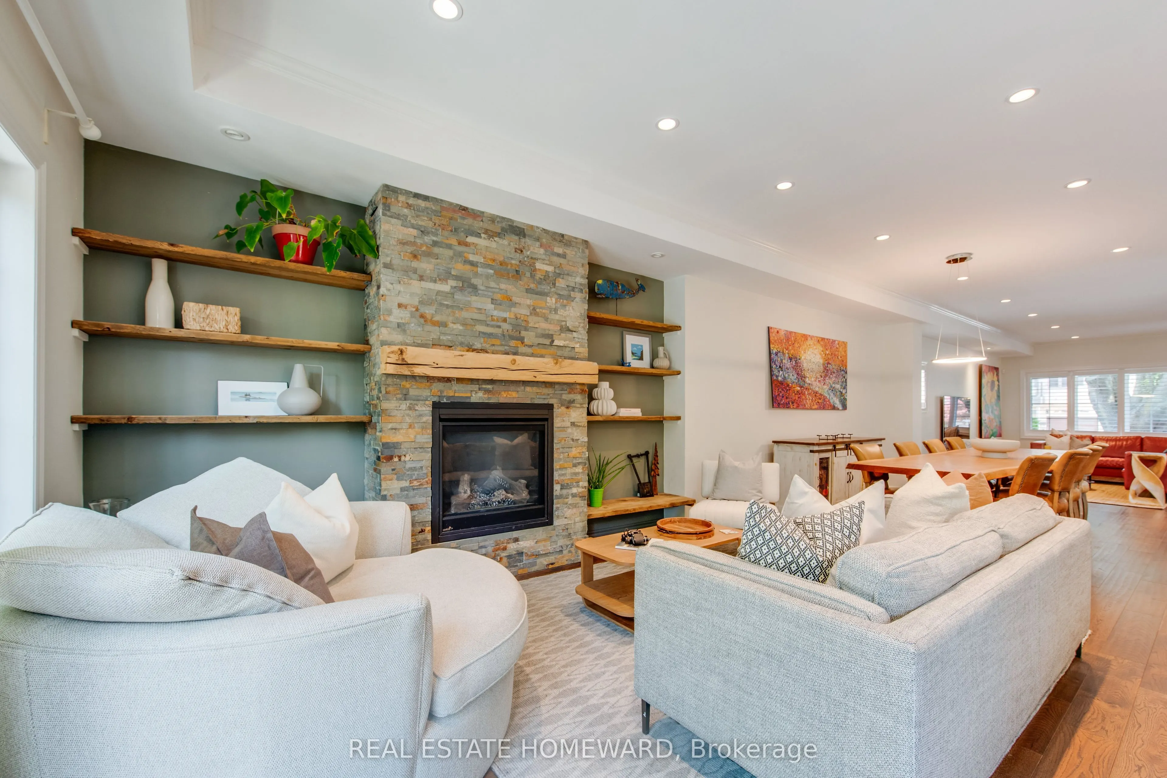 52 Harewood Avenue