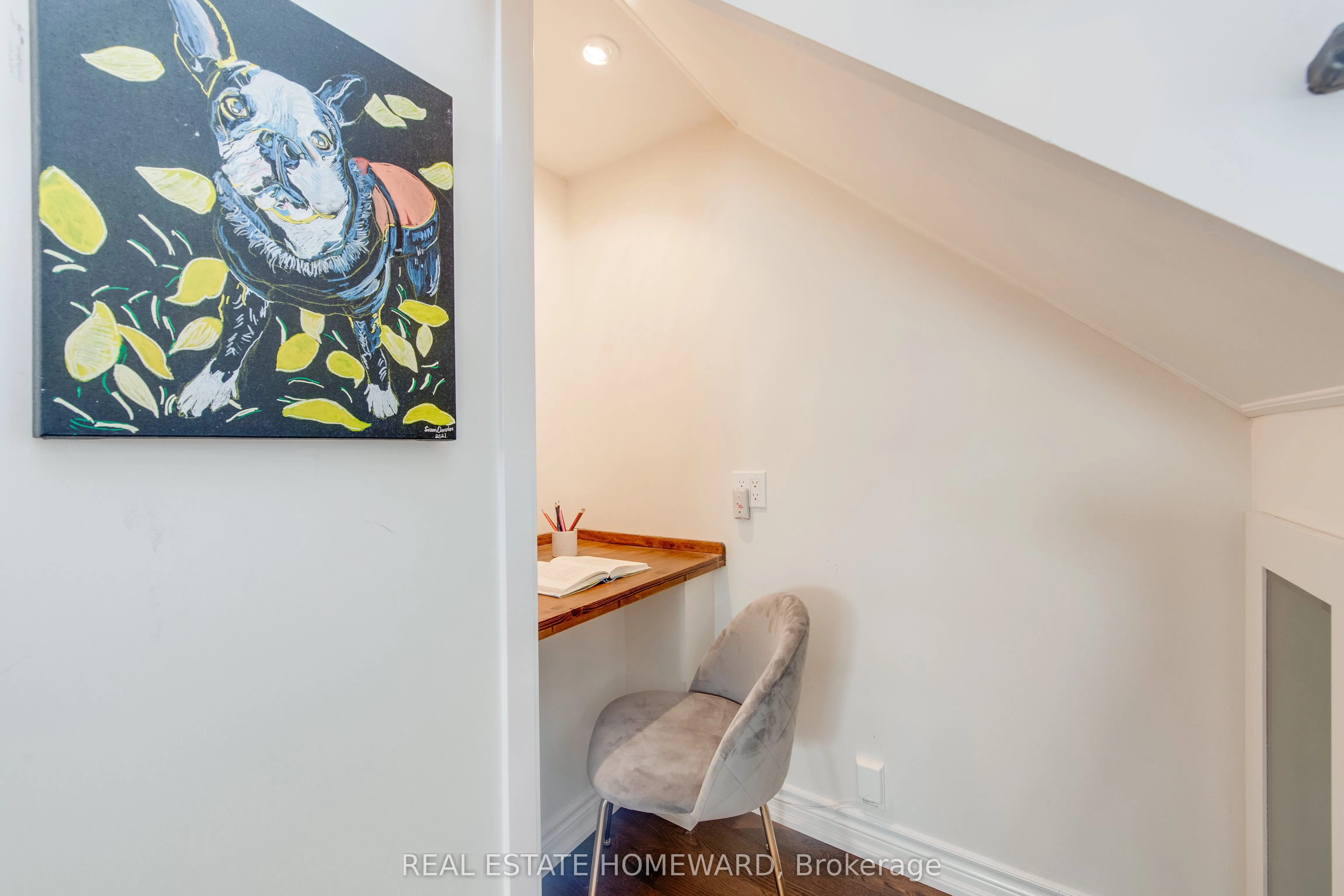 52 Harewood Avenue