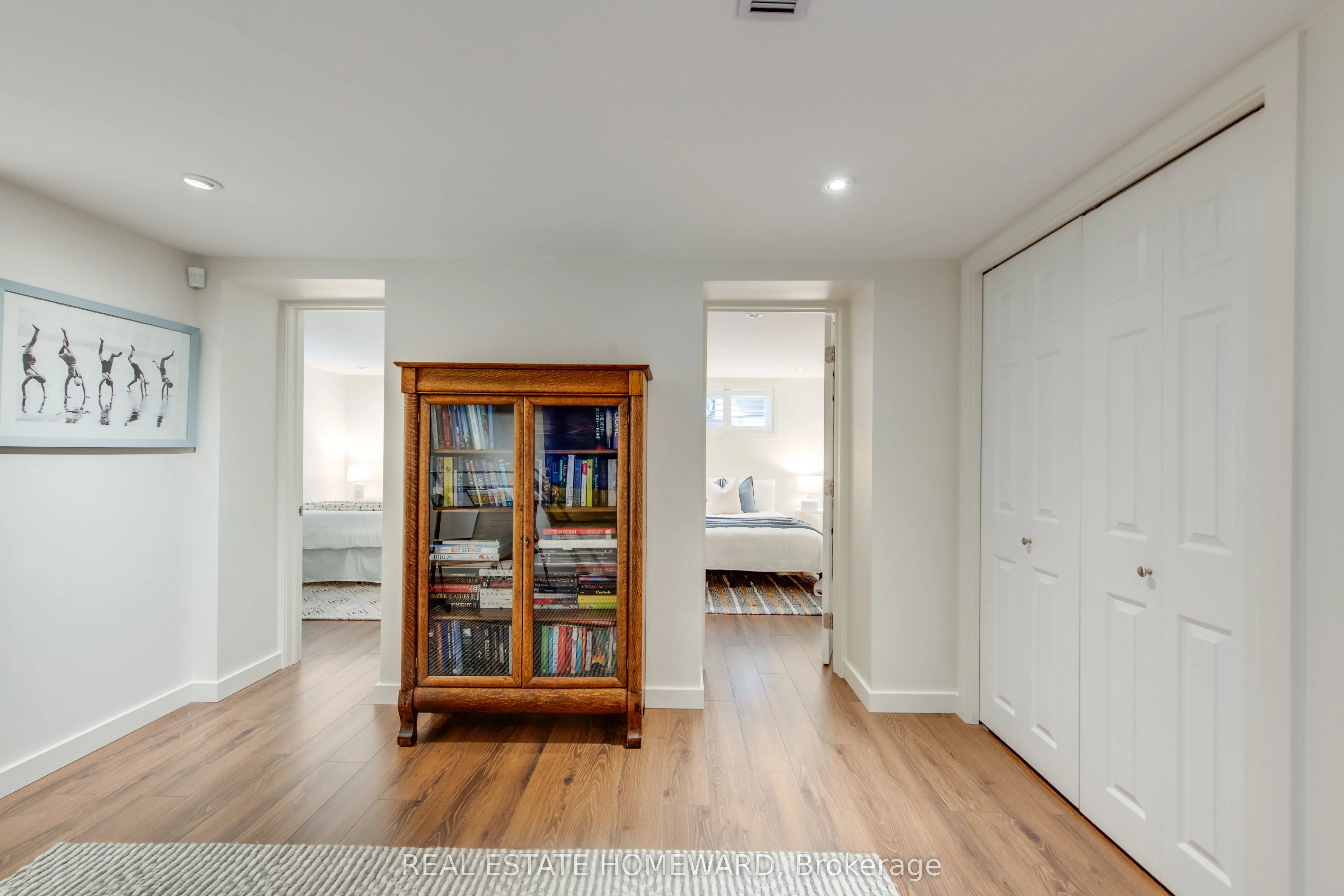 52 Harewood Avenue