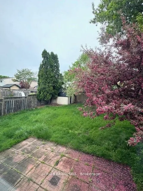 14 Pilkington Crescent