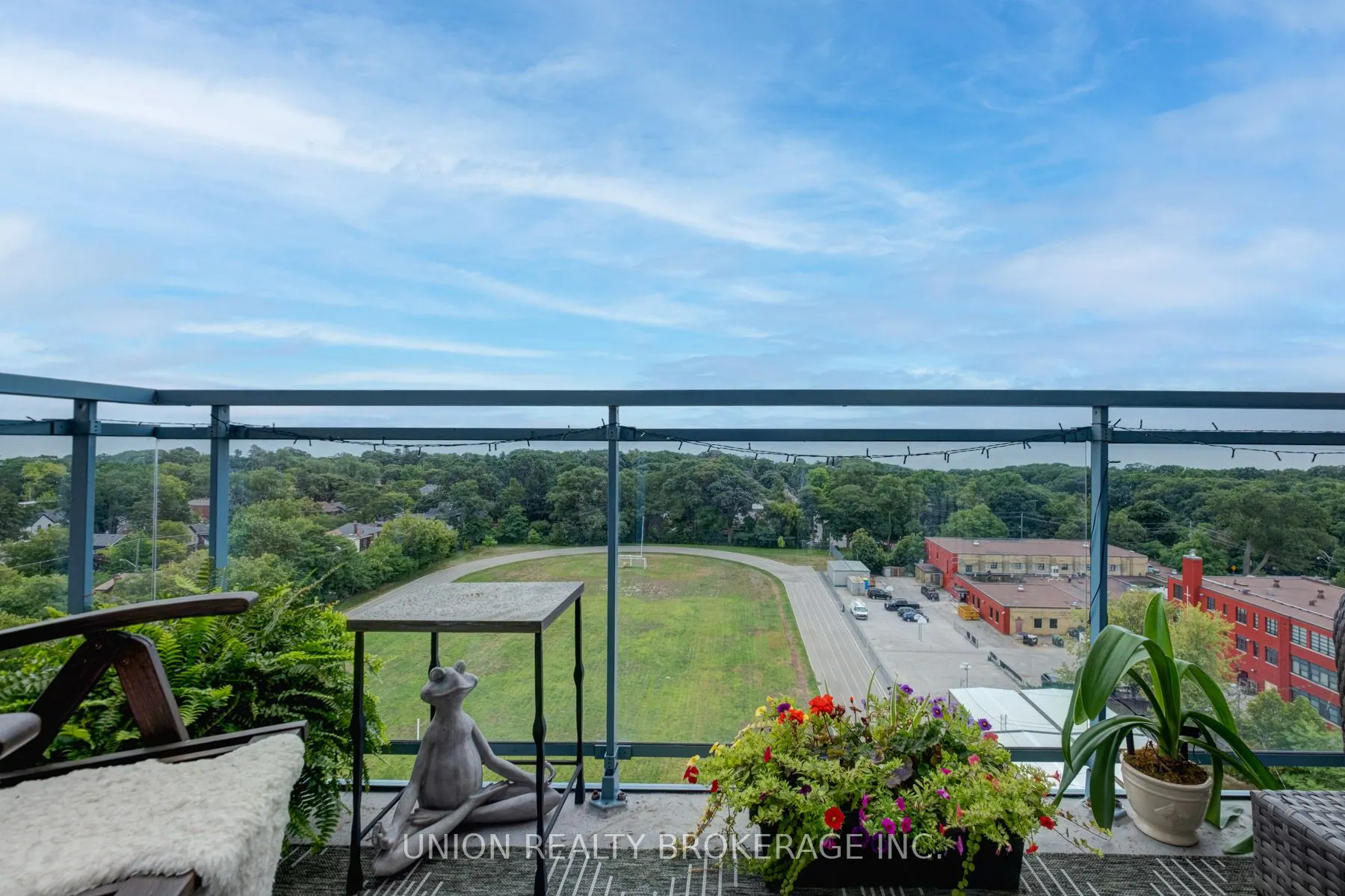 1093 Kingston Road, #1204