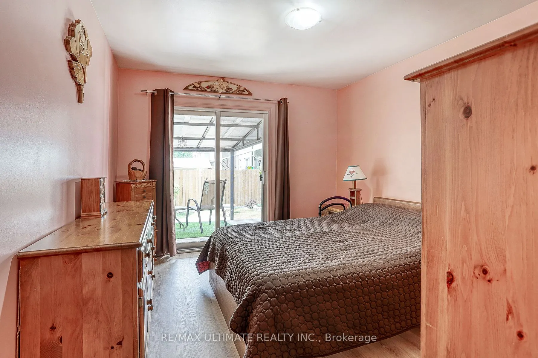 64 RUSHLEY Drive
