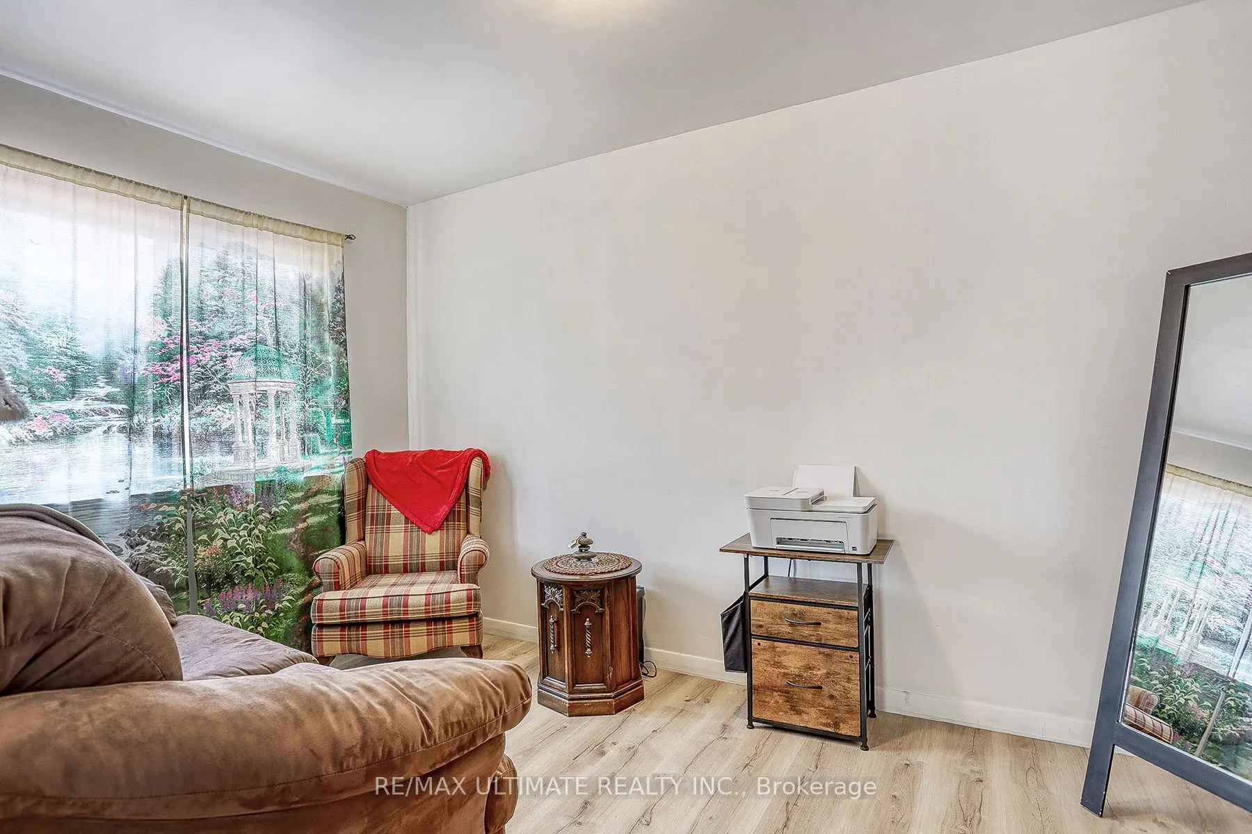 64 RUSHLEY Drive