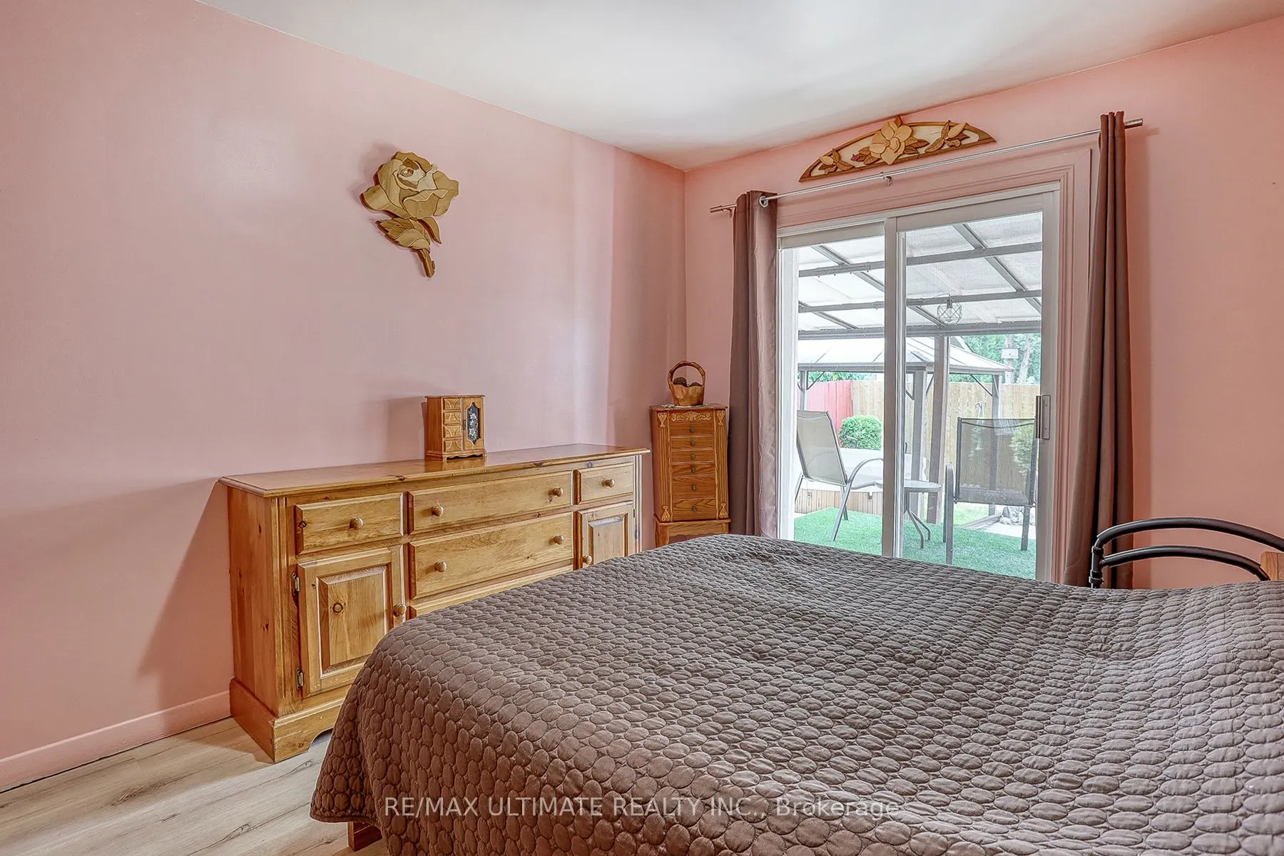 64 RUSHLEY Drive