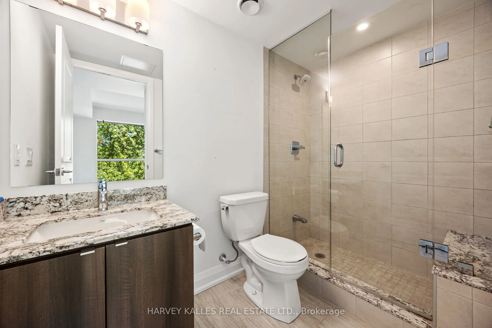 1400 Kingston Road, #304