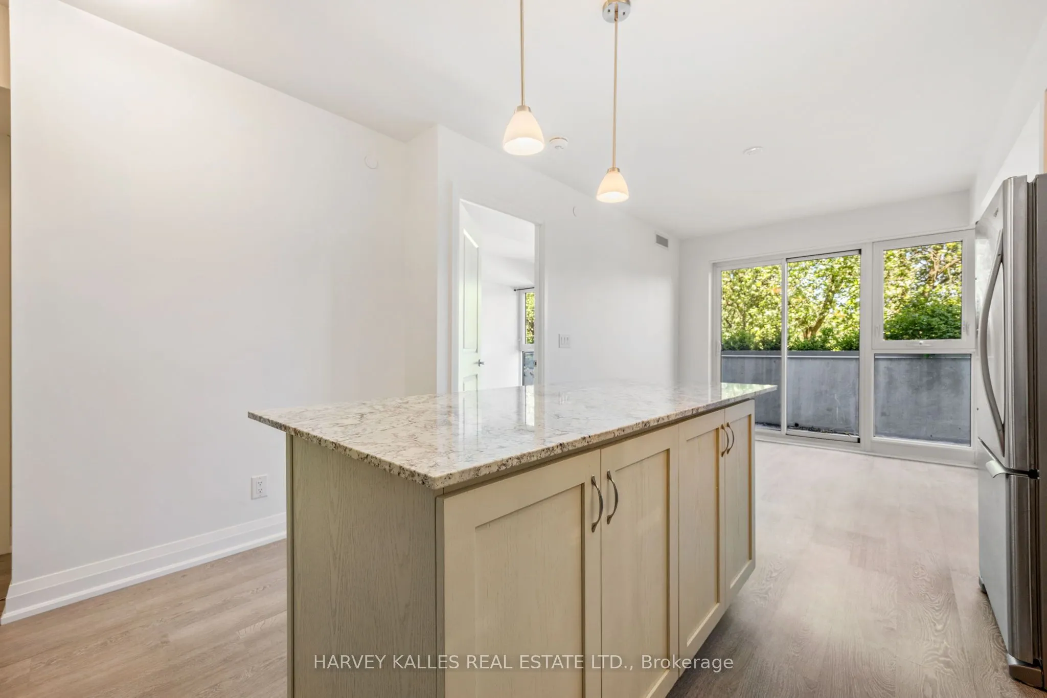 1400 Kingston Road, #304