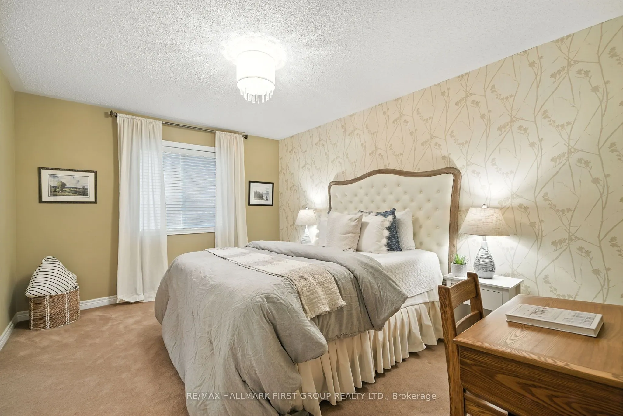 785 Audley Road S