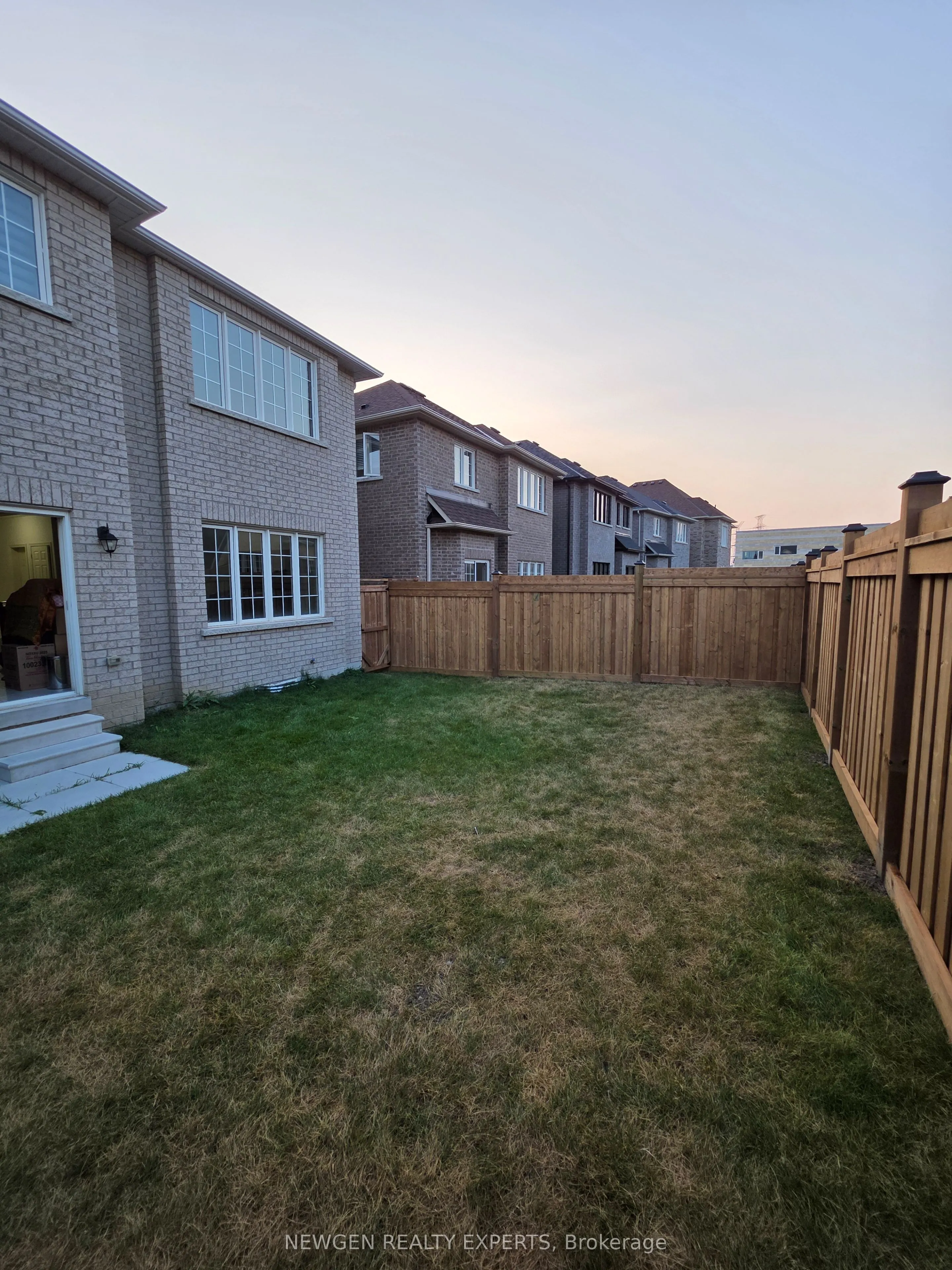 46 Creedon Crescent
