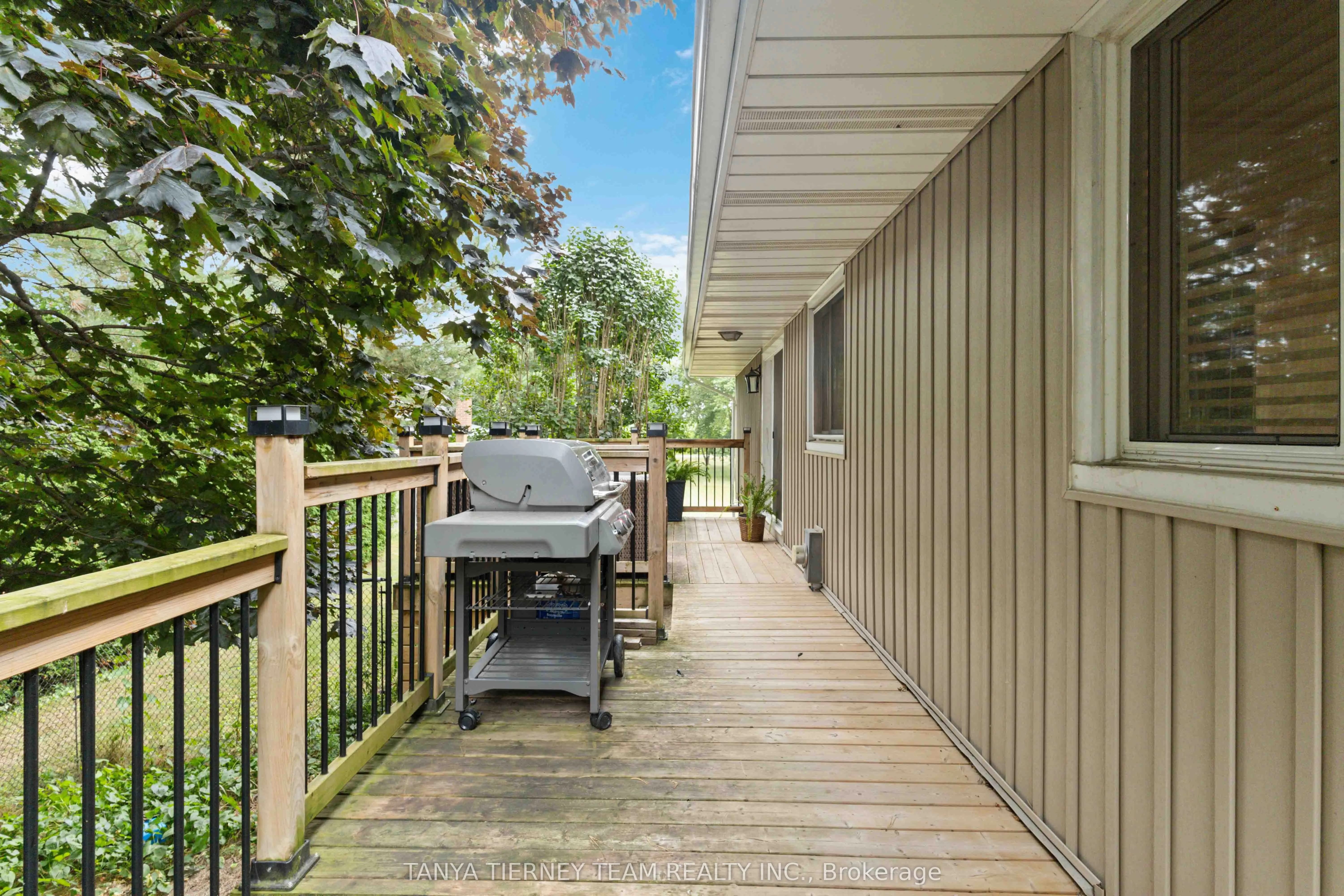6381 Leskard Road
