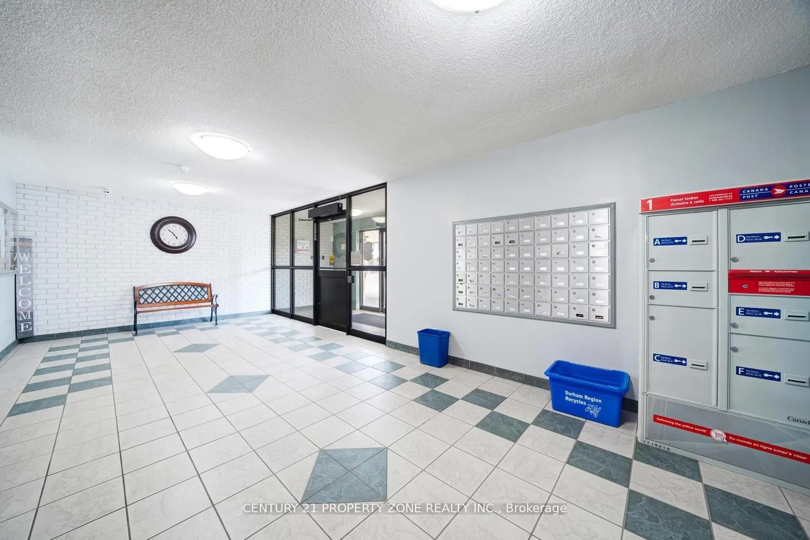 936 Glen Street, #411