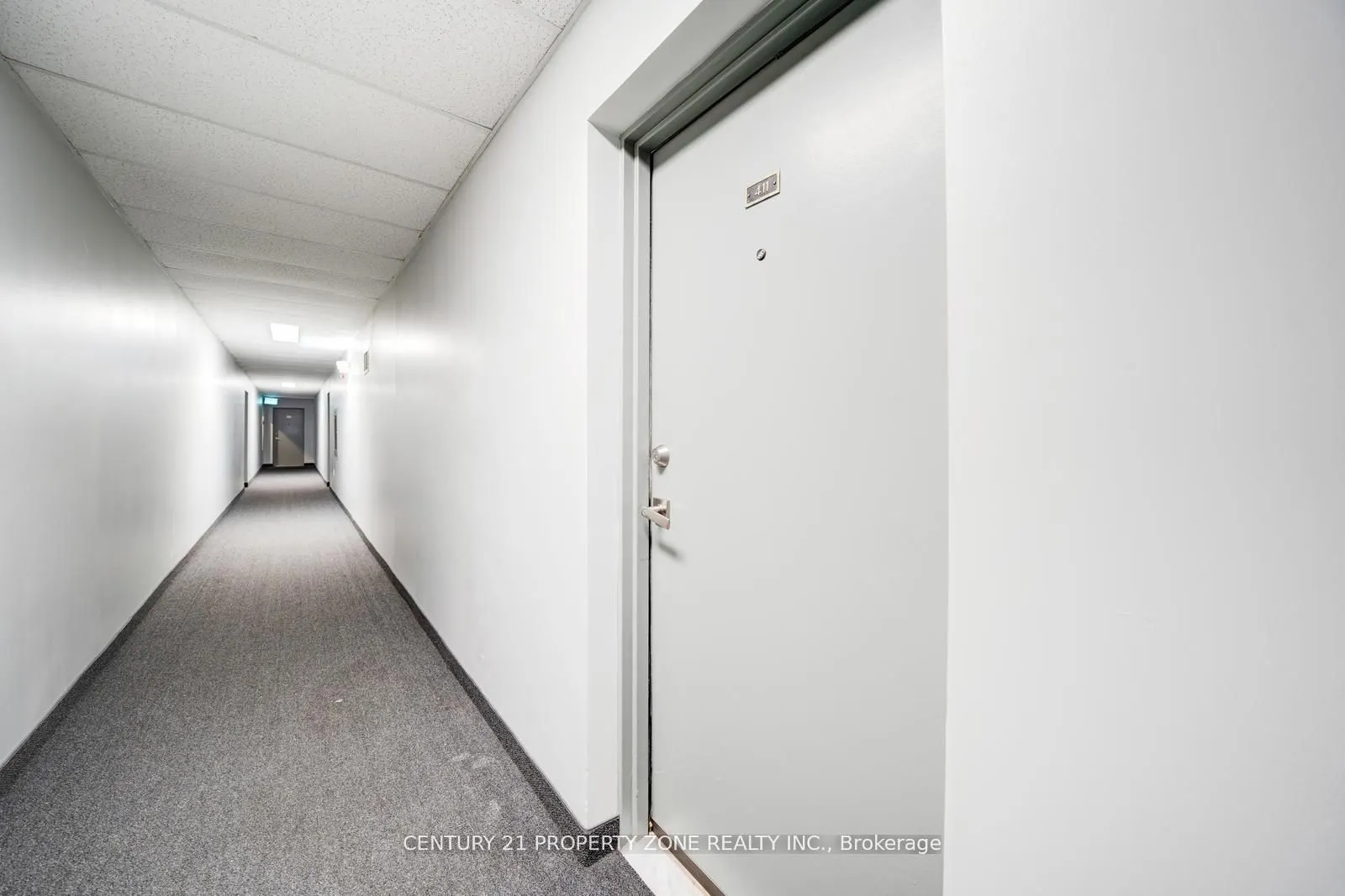 936 Glen Street, #411