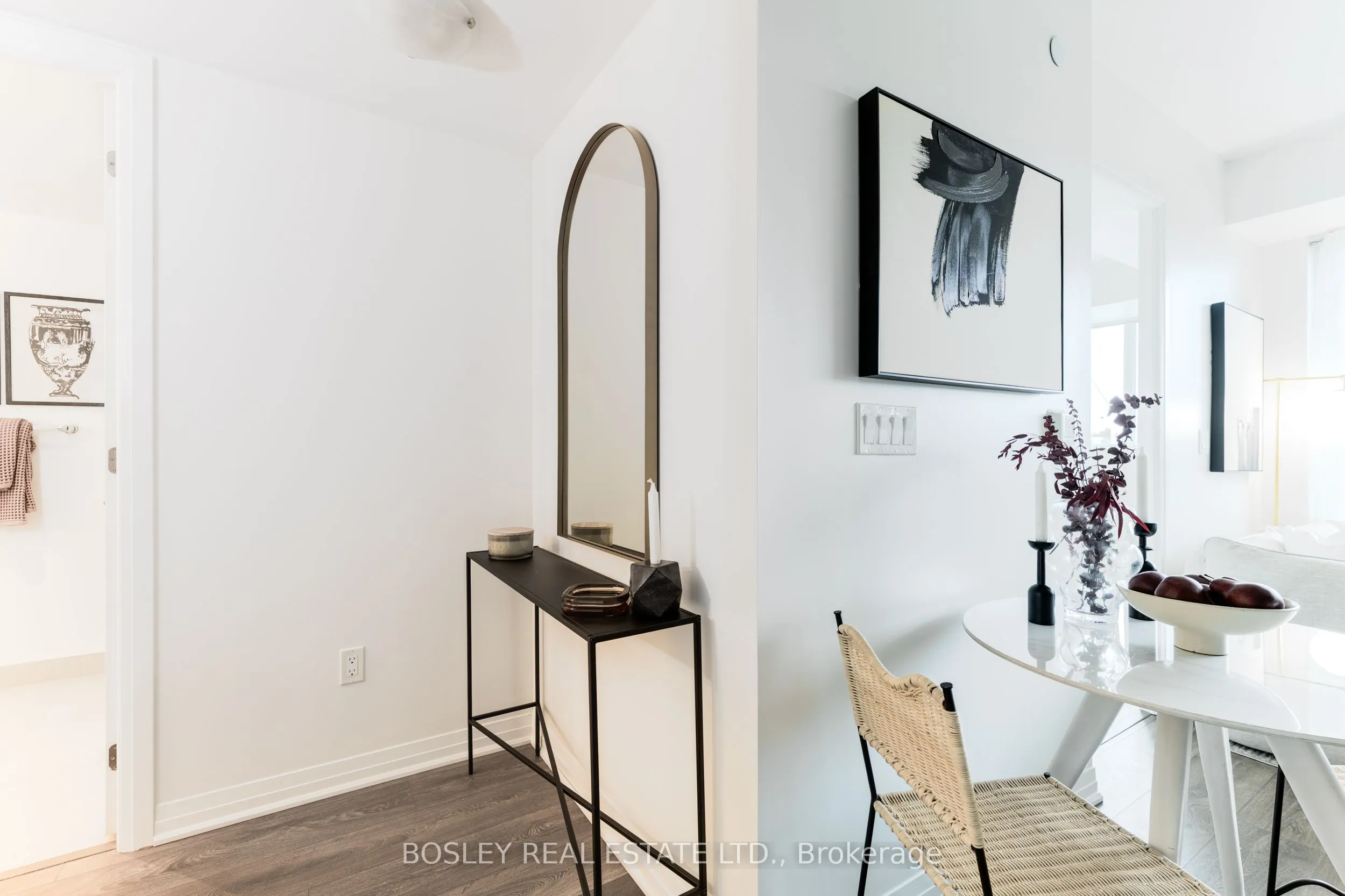 2301 Danforth Avenue, #322