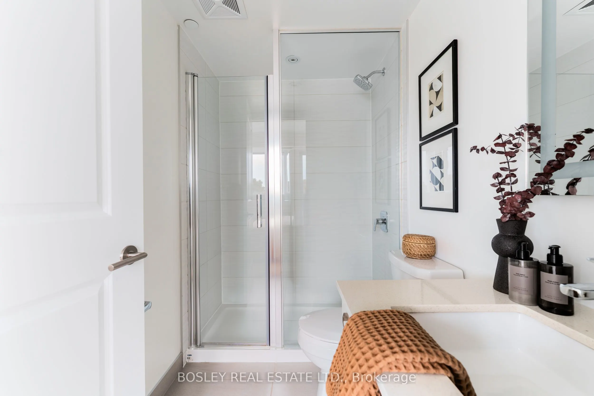 2301 Danforth Avenue, #322