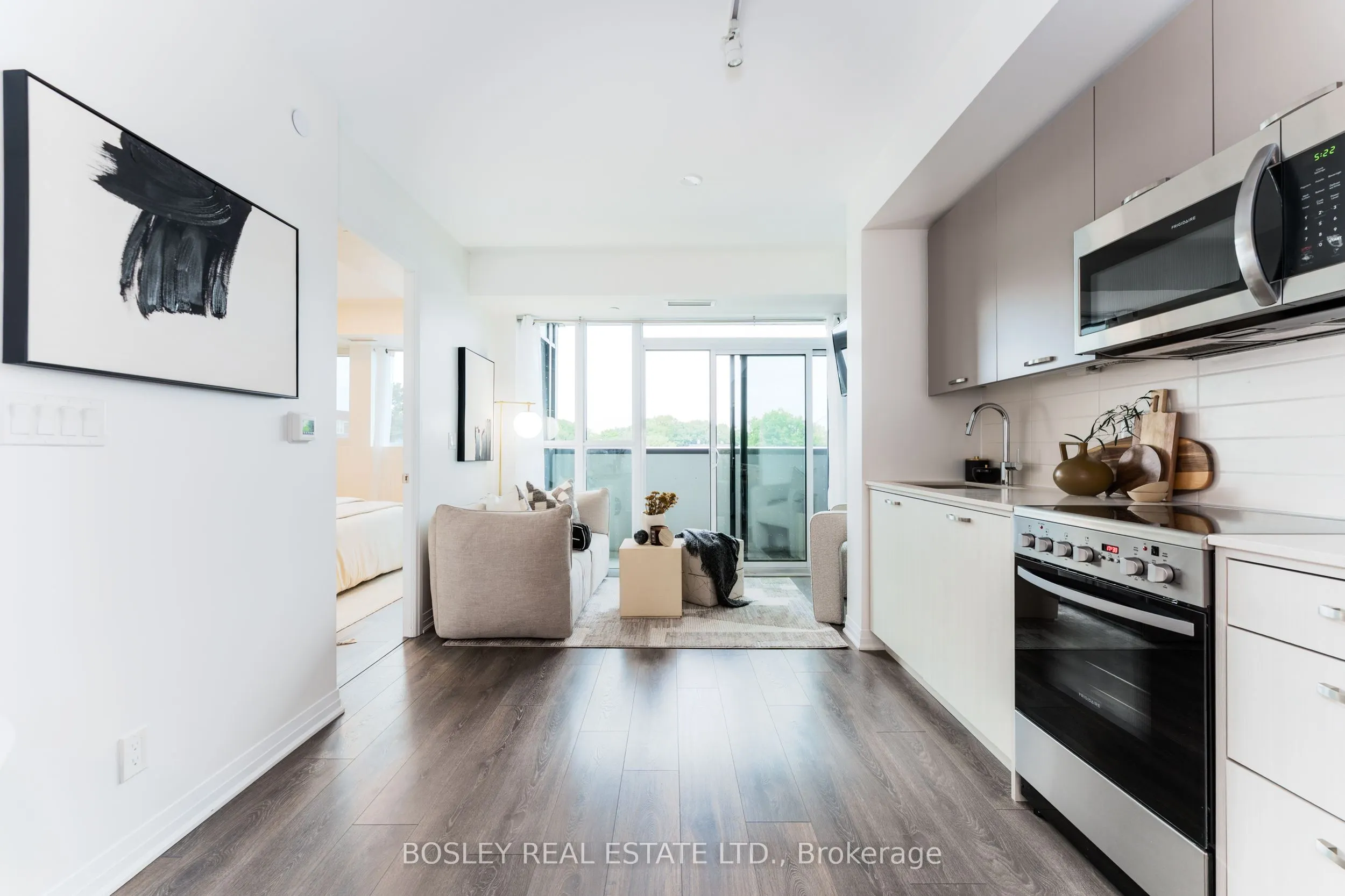 2301 Danforth Avenue, #322
