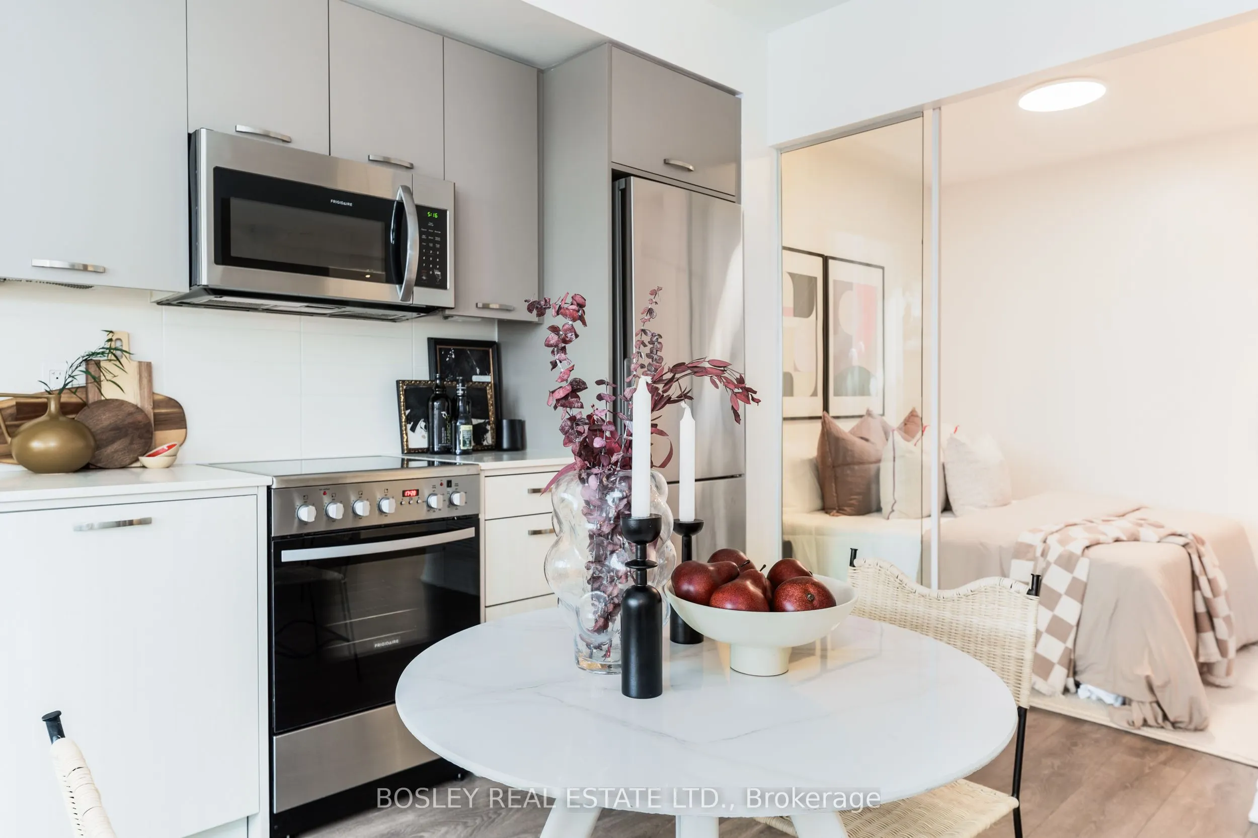2301 Danforth Avenue, #322