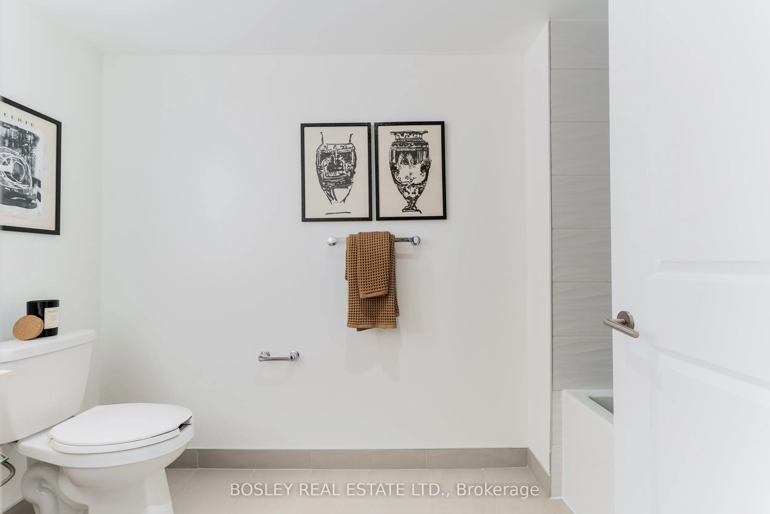 2301 Danforth Avenue, #322