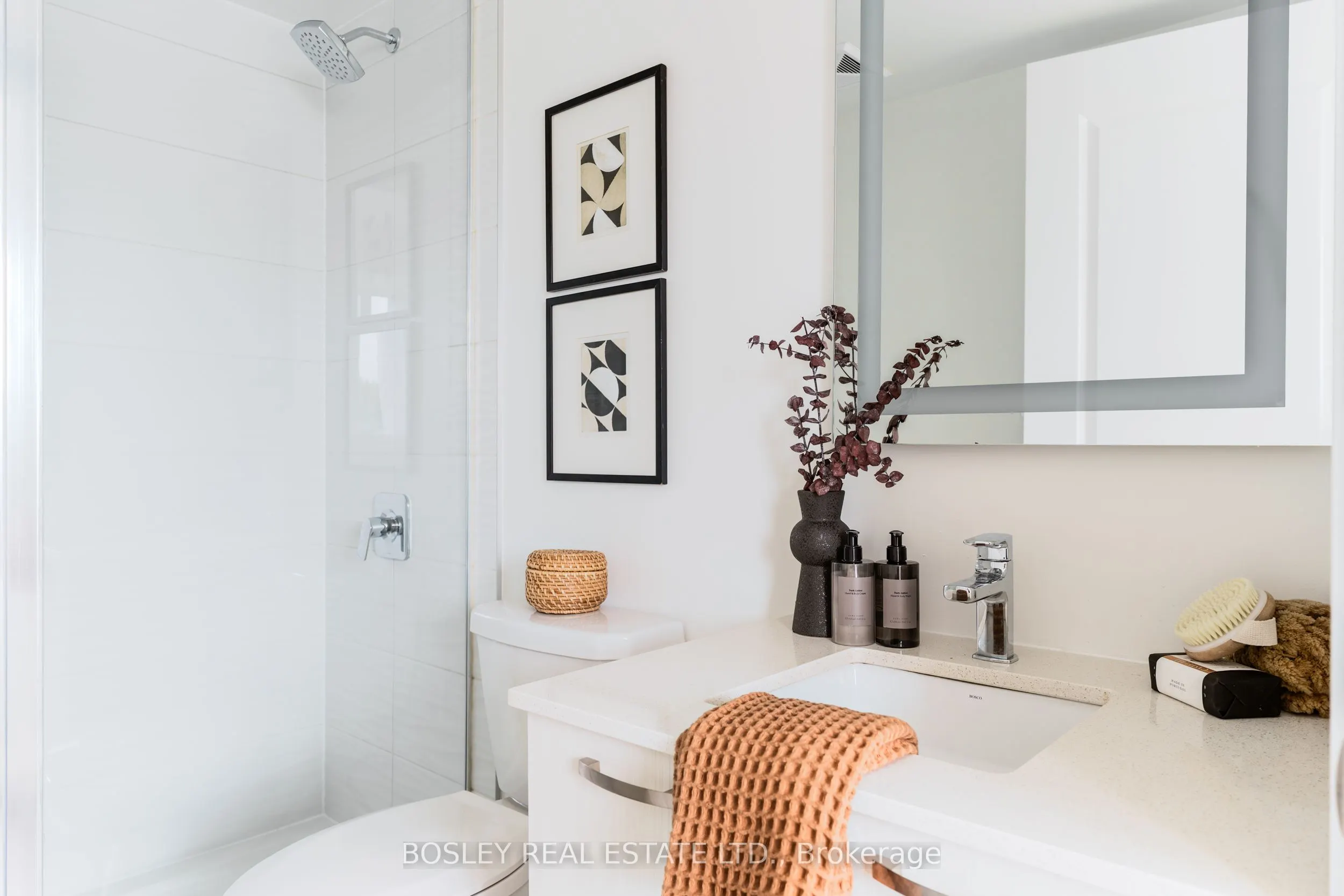 2301 Danforth Avenue, #322
