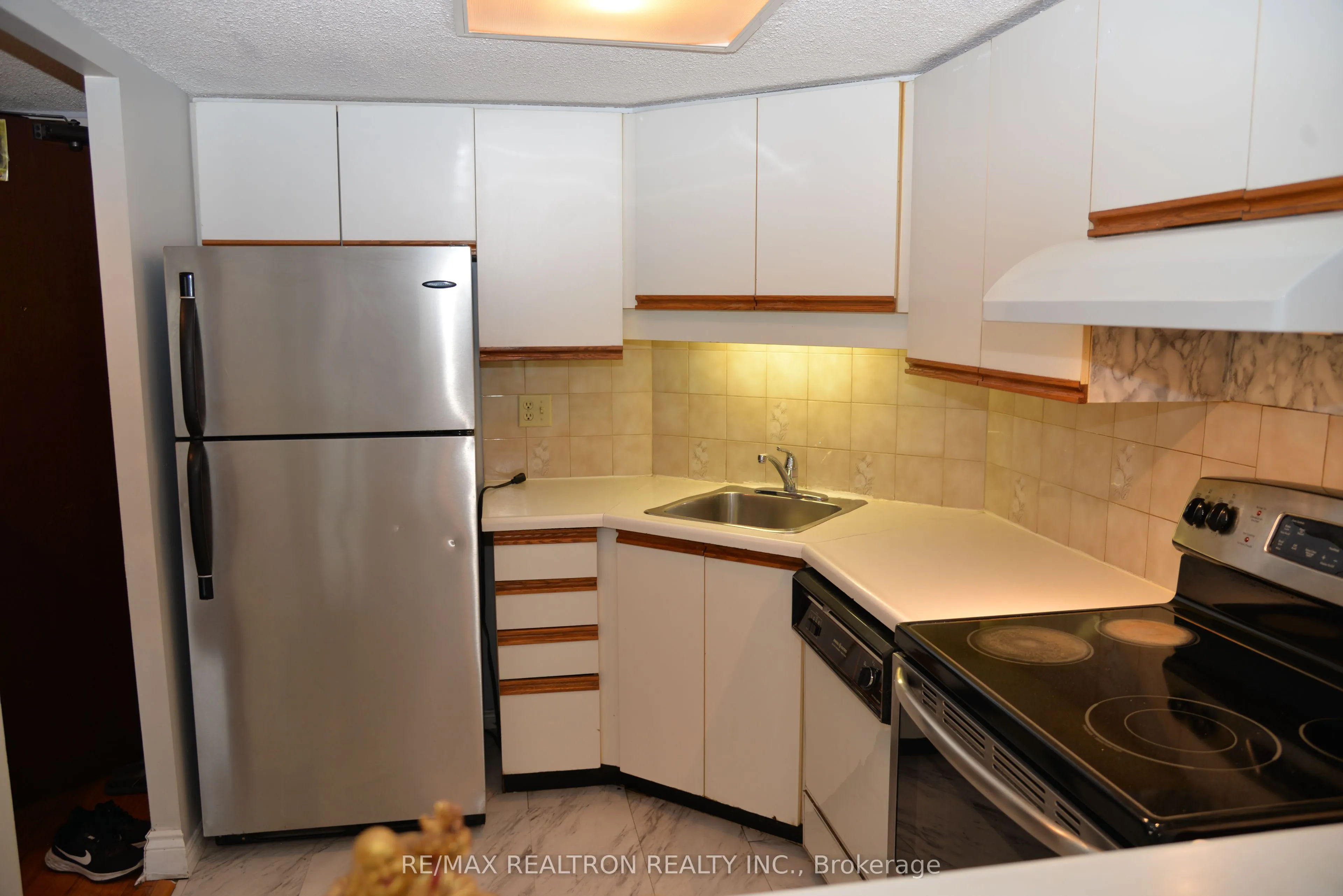 160 Alton Tower Circle, #1014