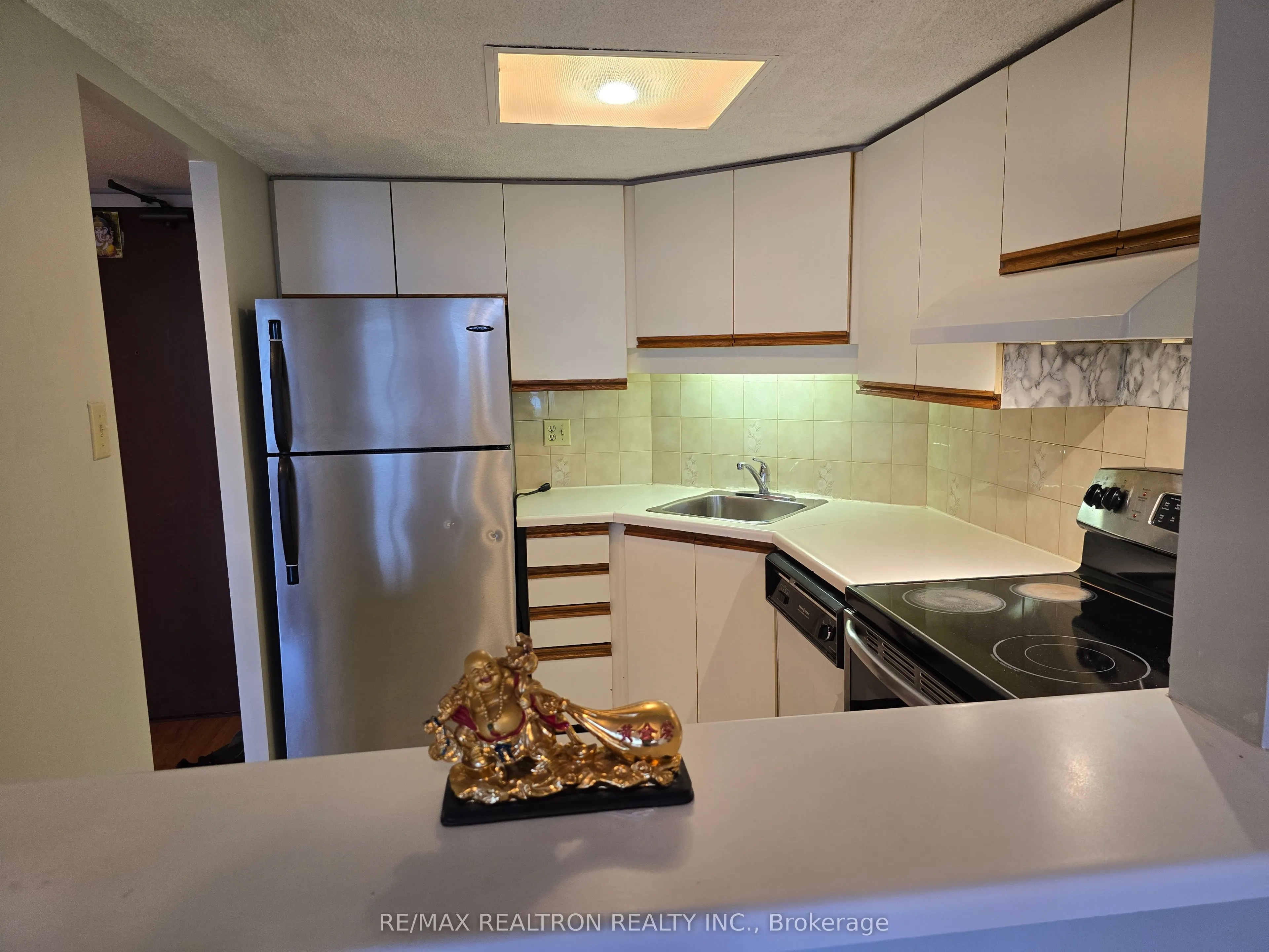 160 Alton Tower Circle, #1014