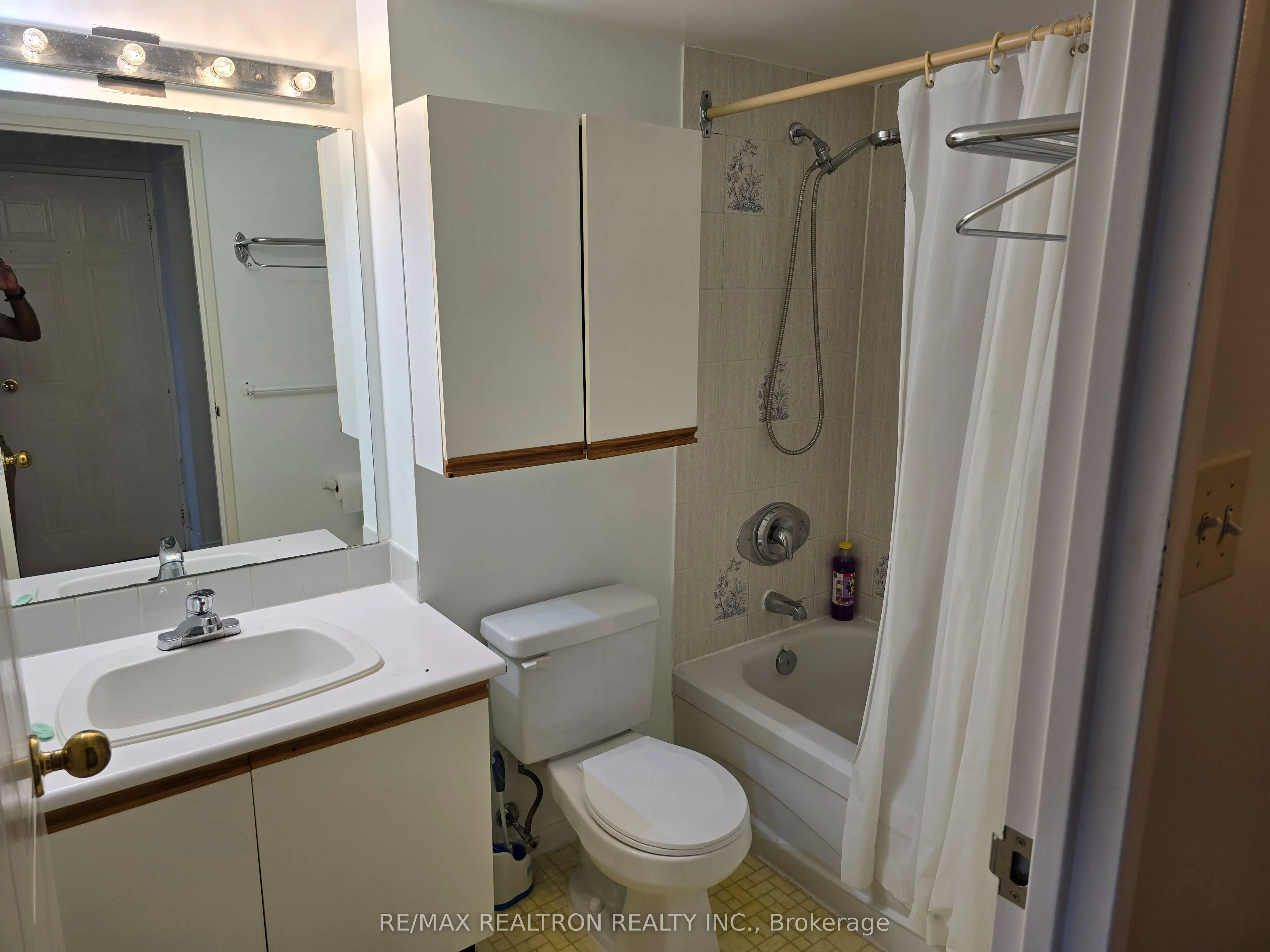 160 Alton Tower Circle, #1014