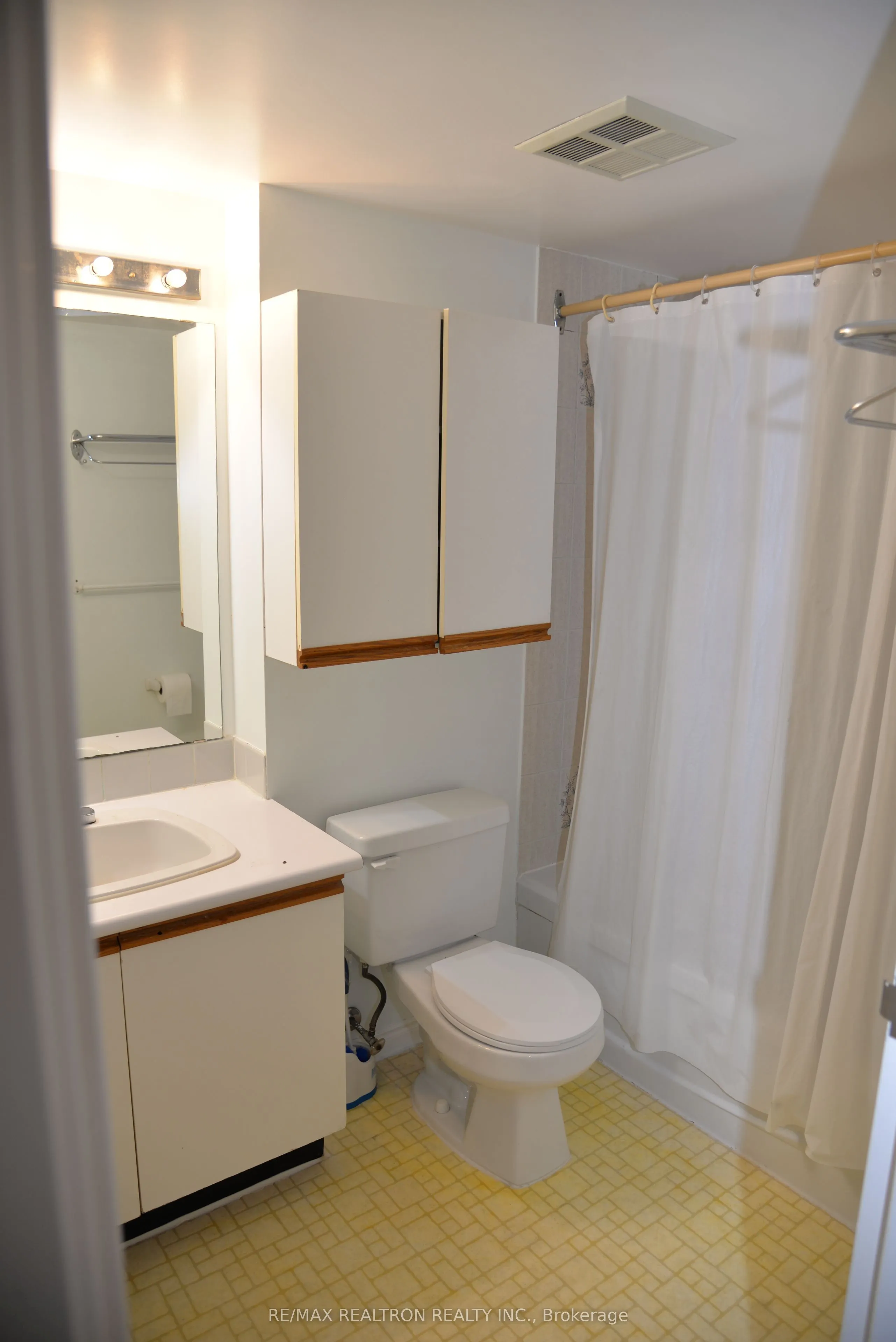 160 Alton Tower Circle, #1014