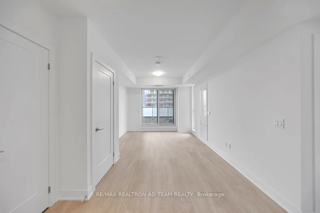 2545 Simcoe Street N, #416