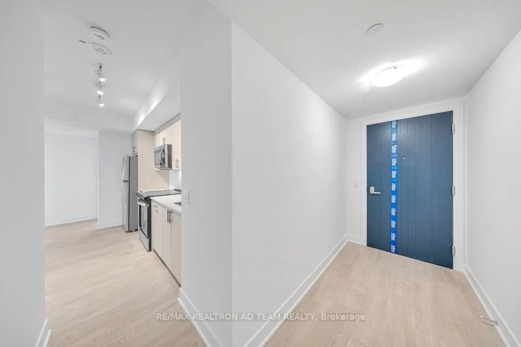 2545 Simcoe Street N, #416