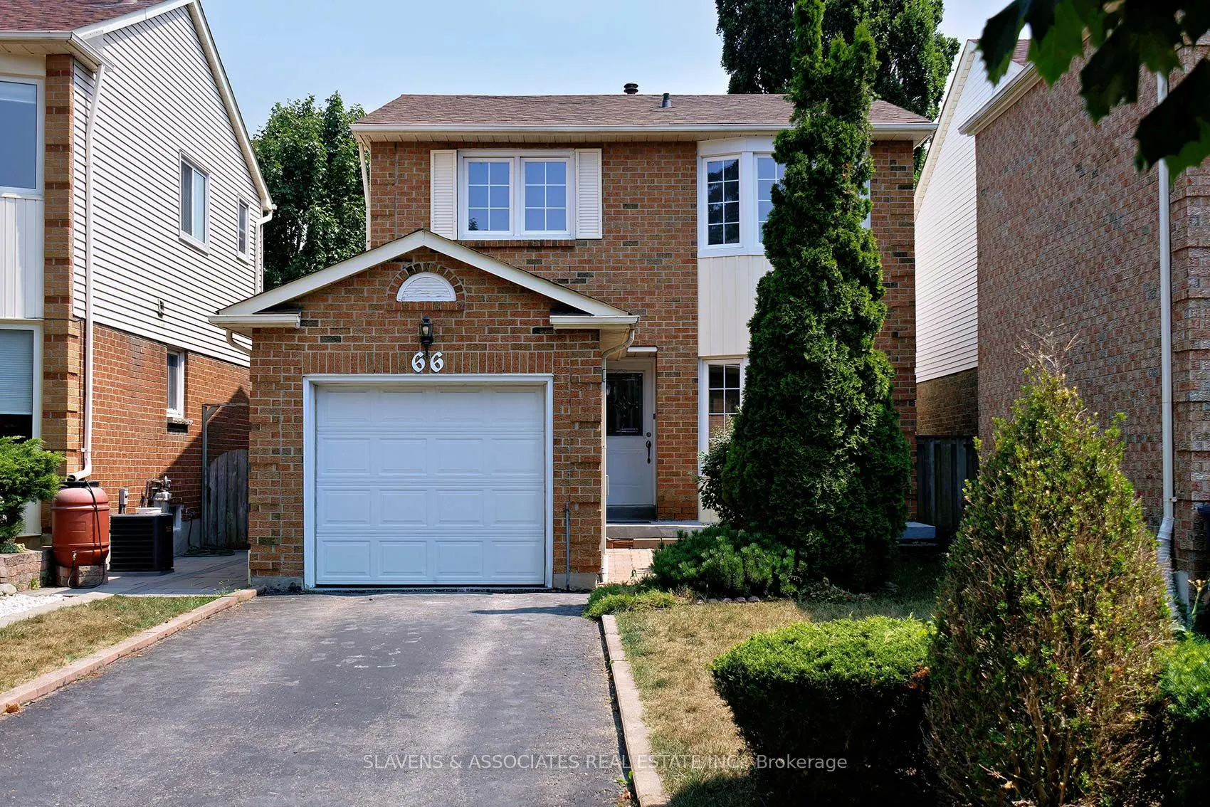 66 Inniscross Crescent