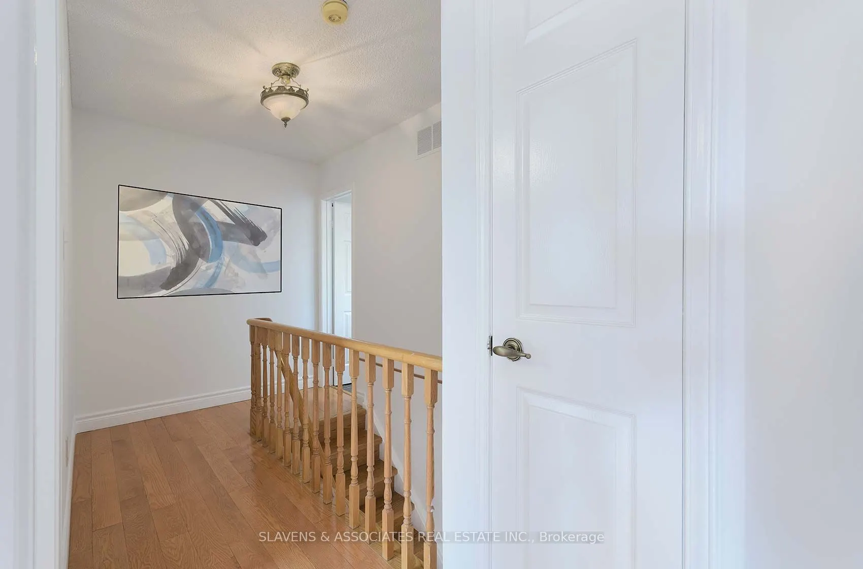 66 Inniscross Crescent