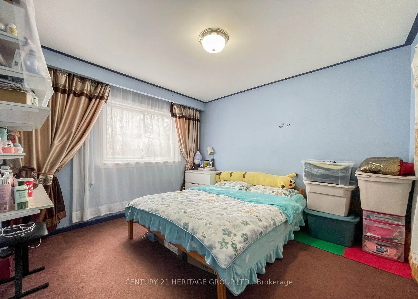 17 Skyridge Road, #Middle Floor