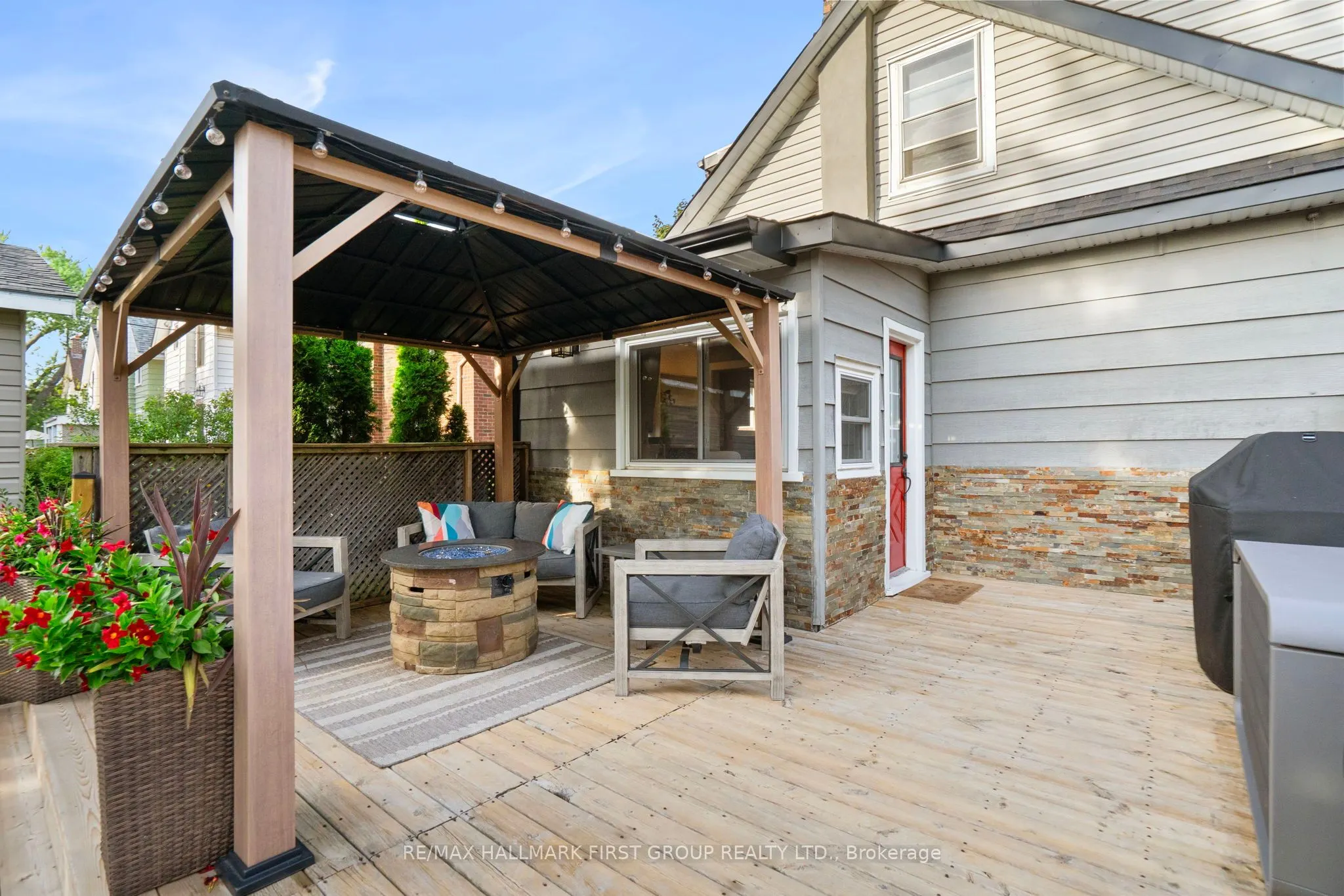 104 Gladstone Avenue