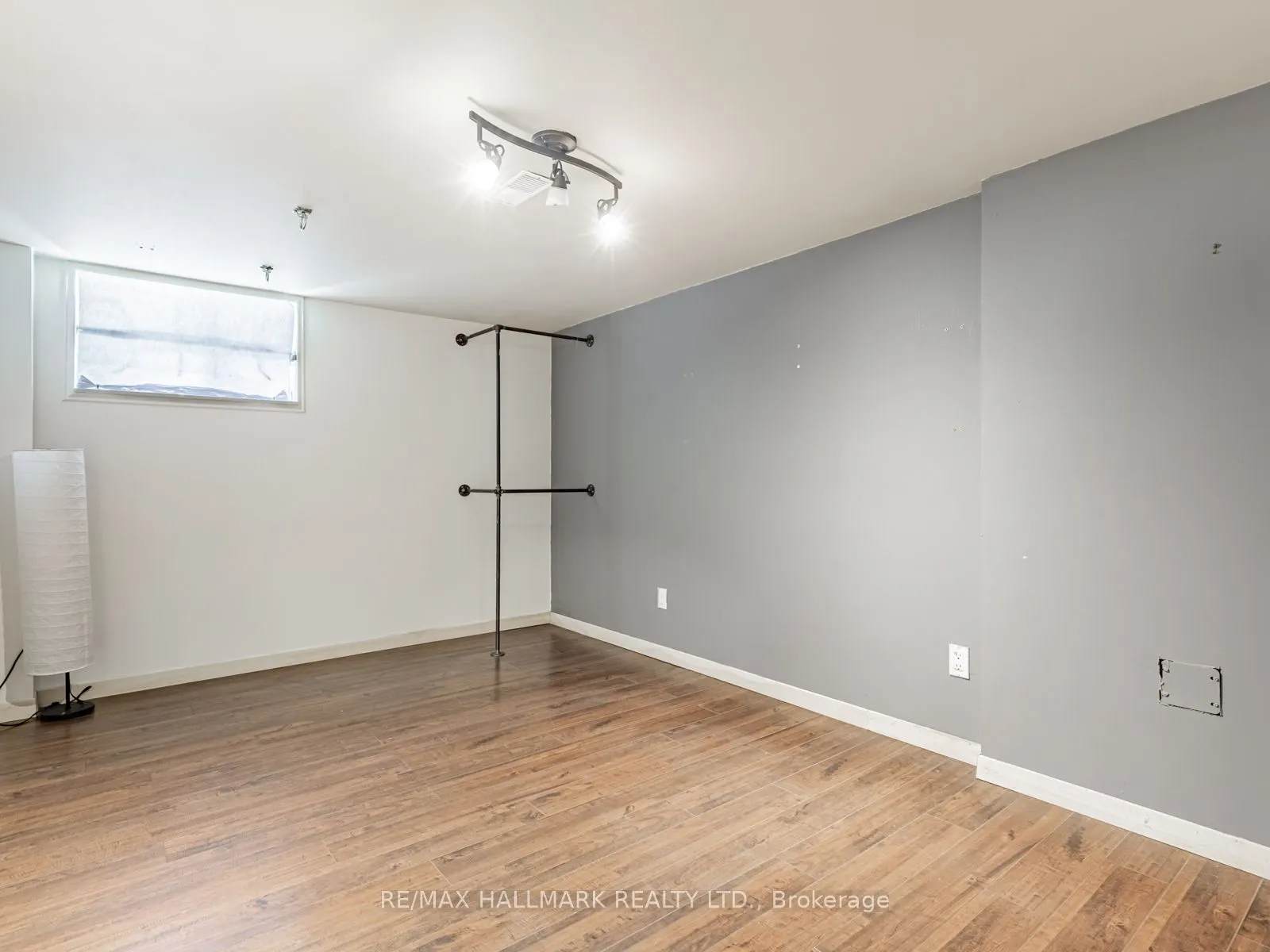 244 King Edward Avenue
