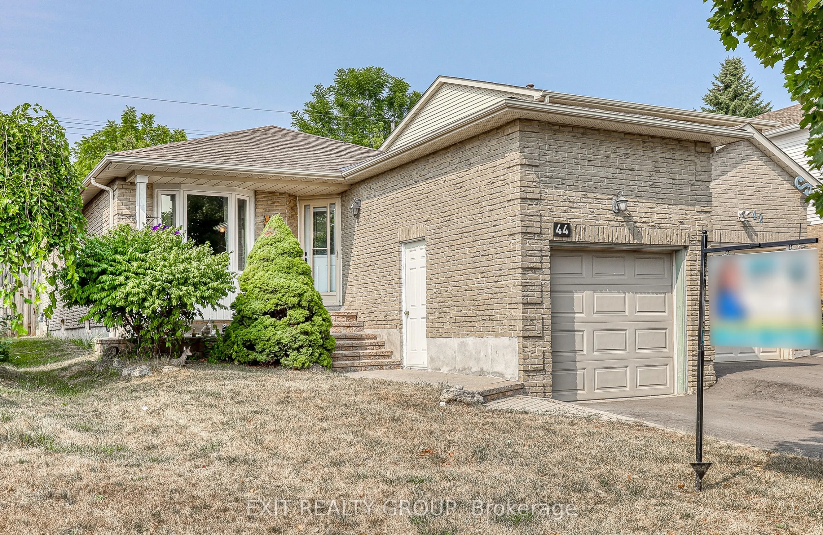 44 Angus Drive