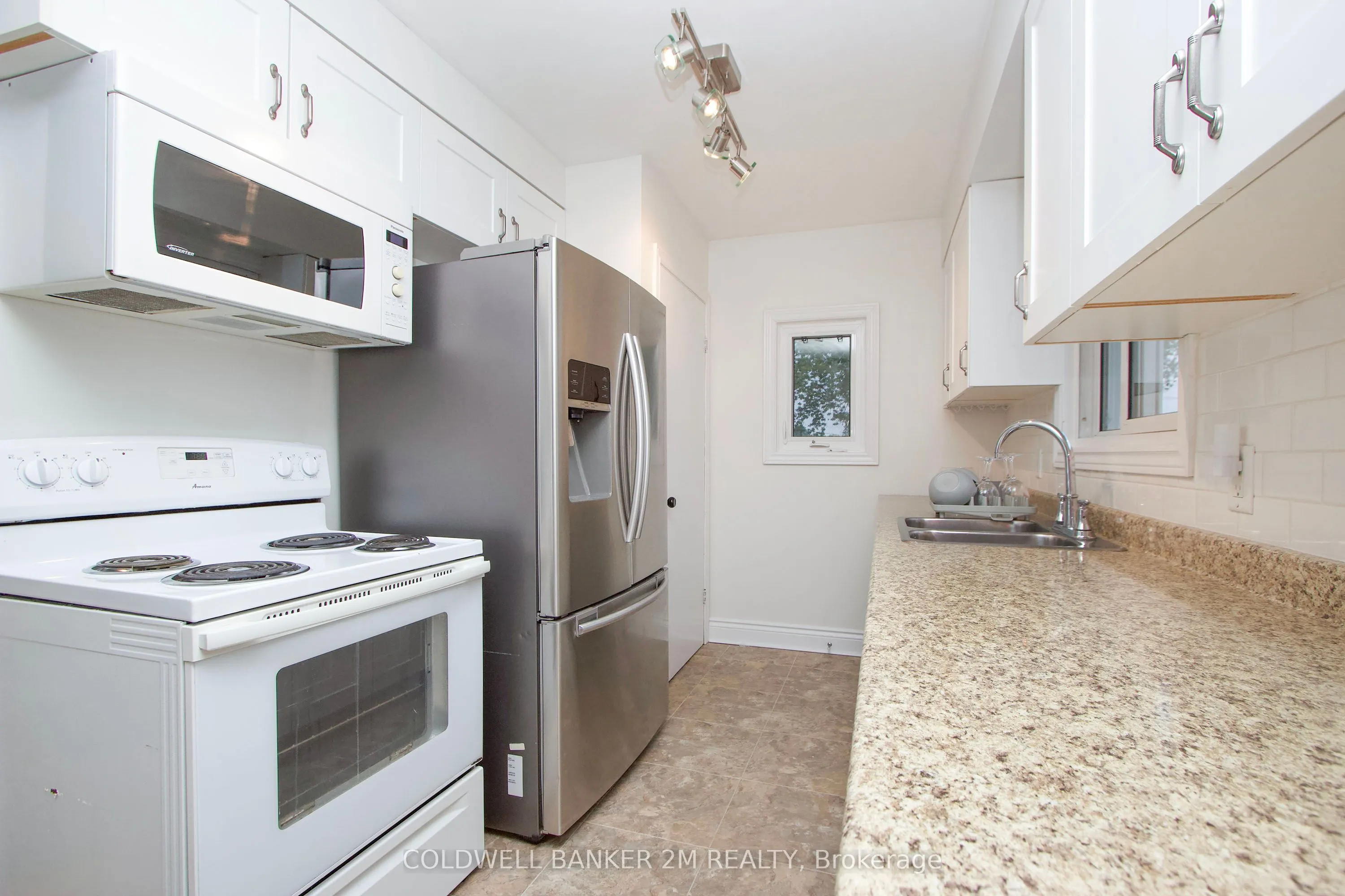 409 Fairlawn Street