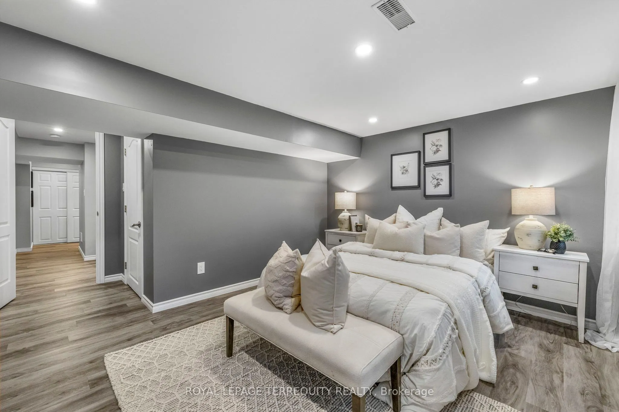 55 Splendor Drive