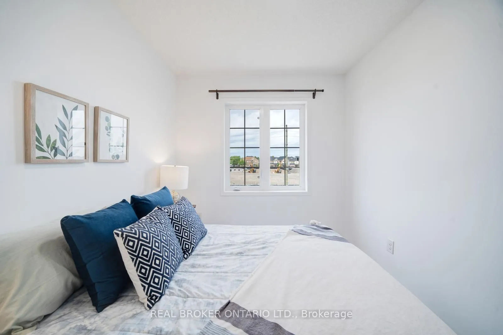 505 Rossland Road E