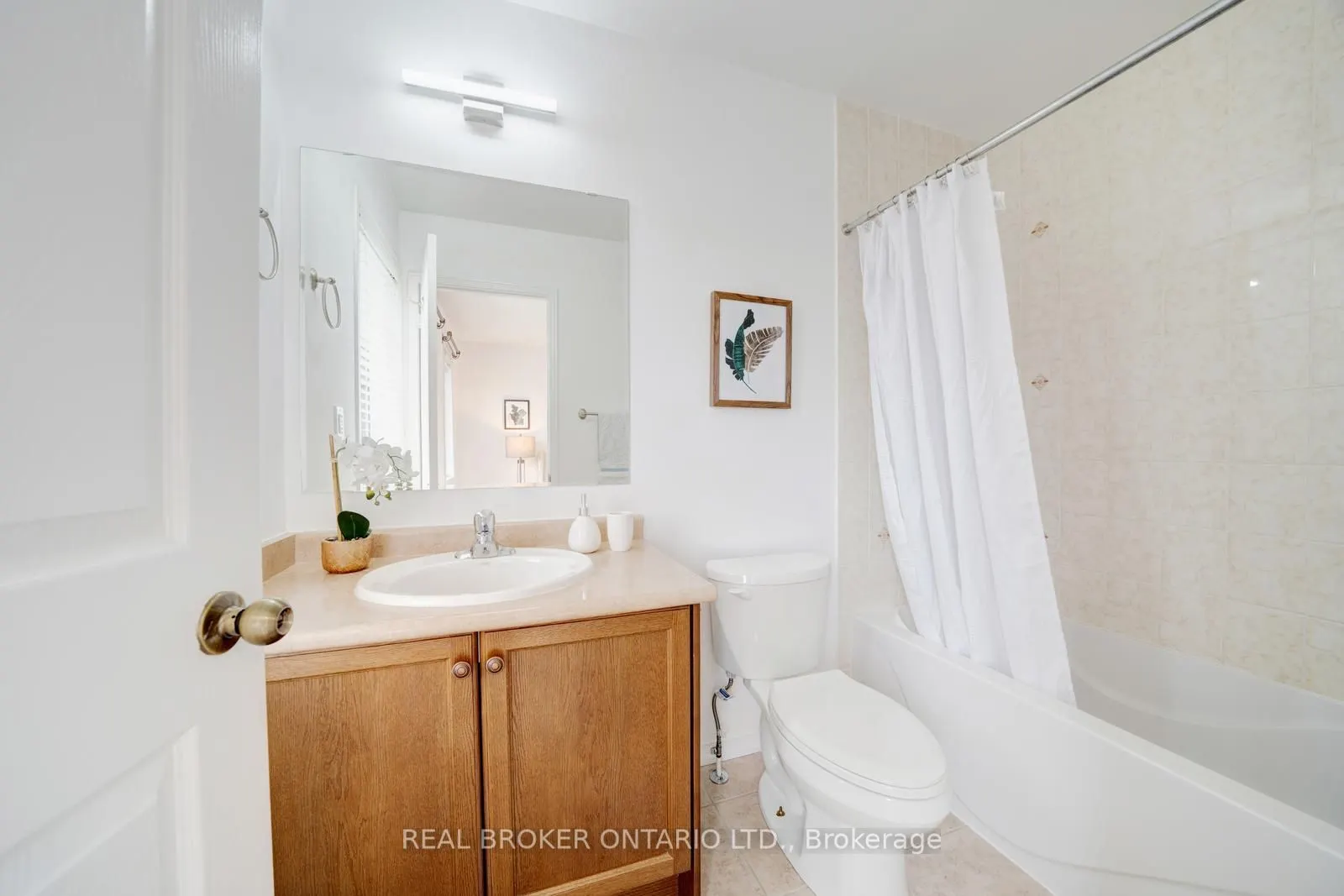 505 Rossland Road E