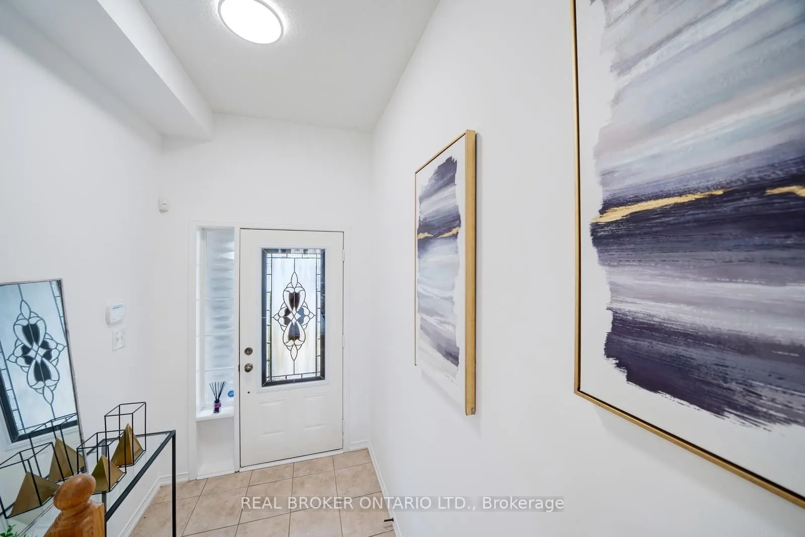 505 Rossland Road E