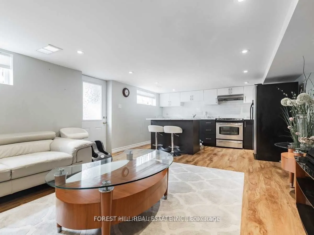 632 Pharmacy Avenue, #Bsmt