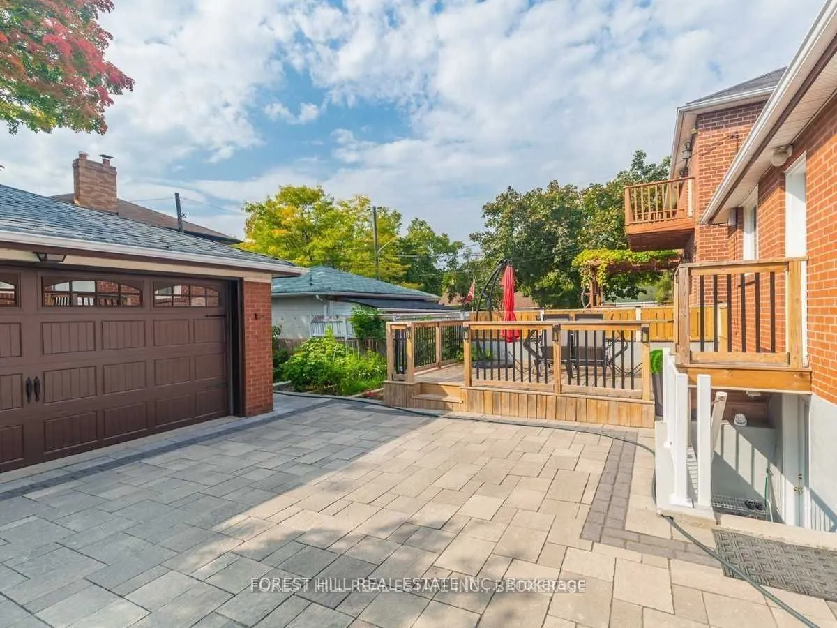 632 Pharmacy Avenue, #Bsmt