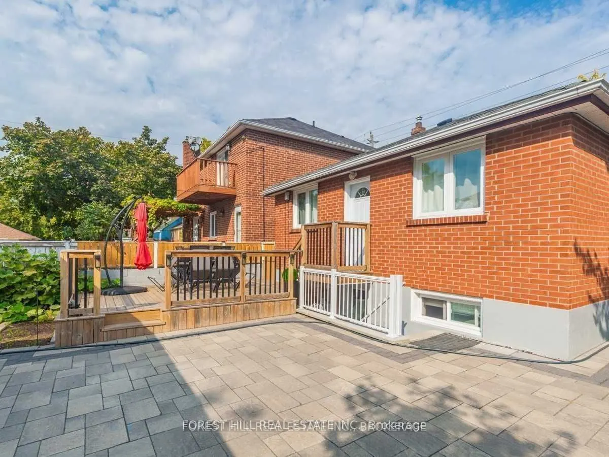 632 Pharmacy Avenue, #Bsmt