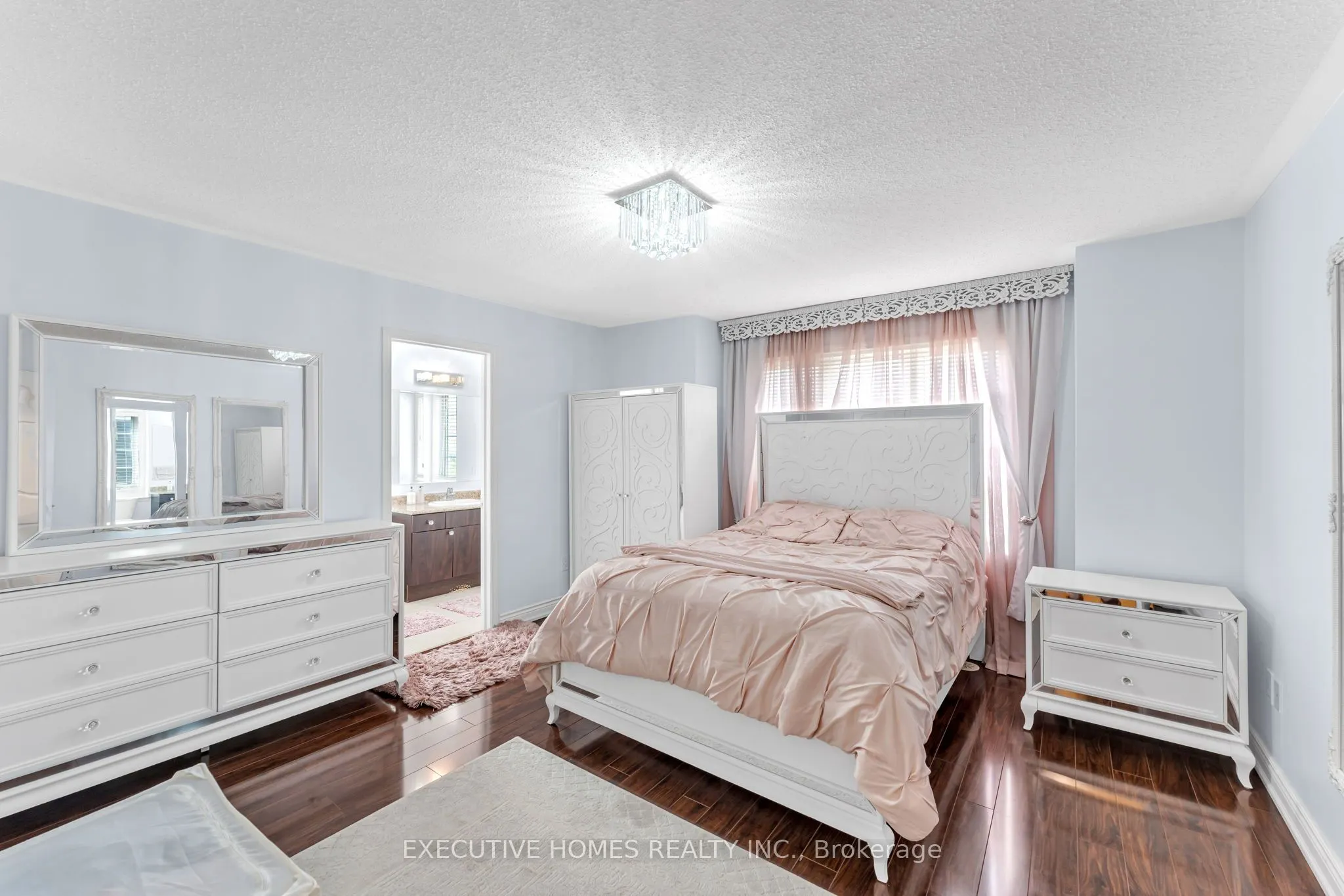 2478 WILLIAM JACKSON Drive