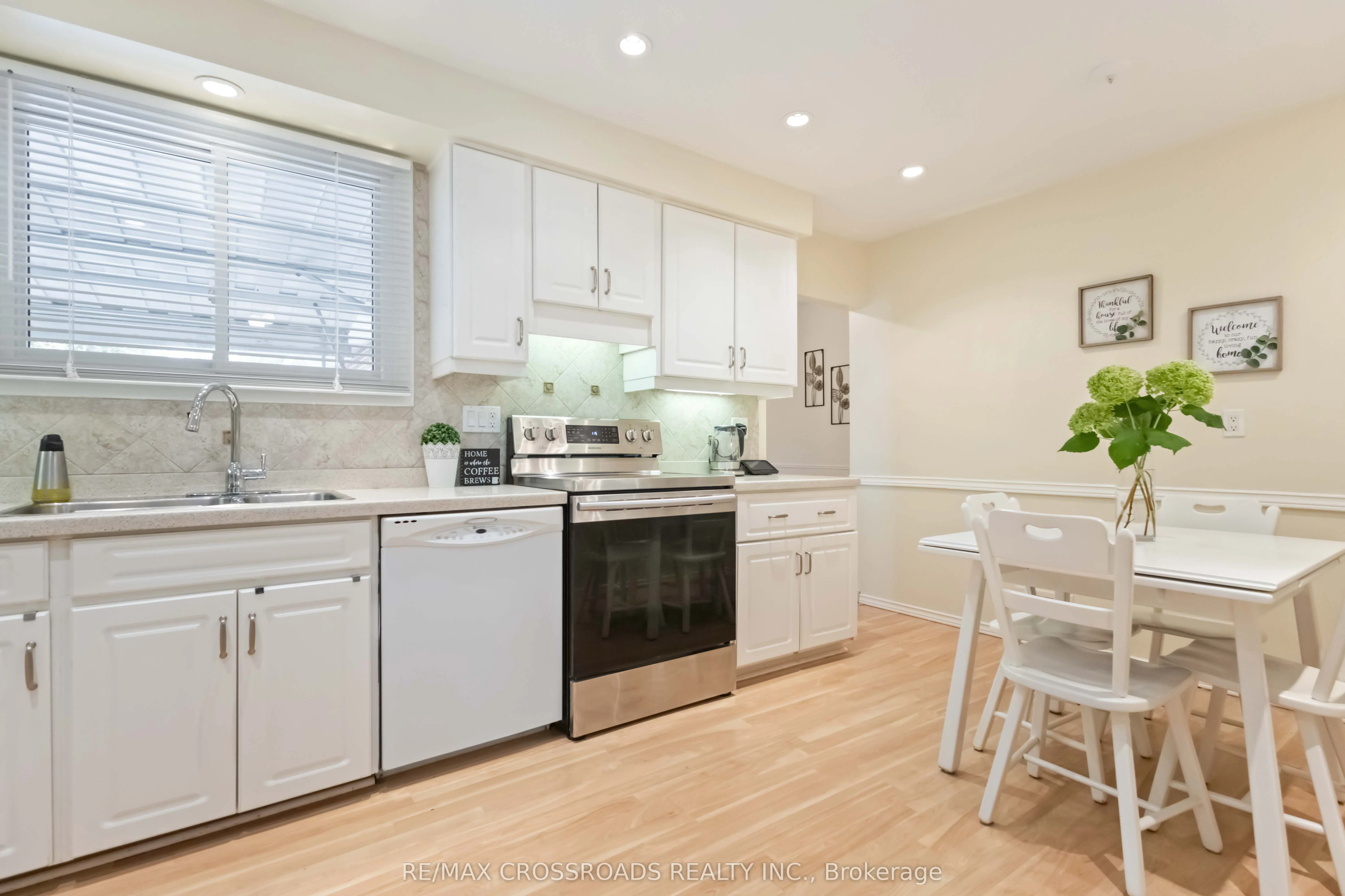 3 Bowater Drive