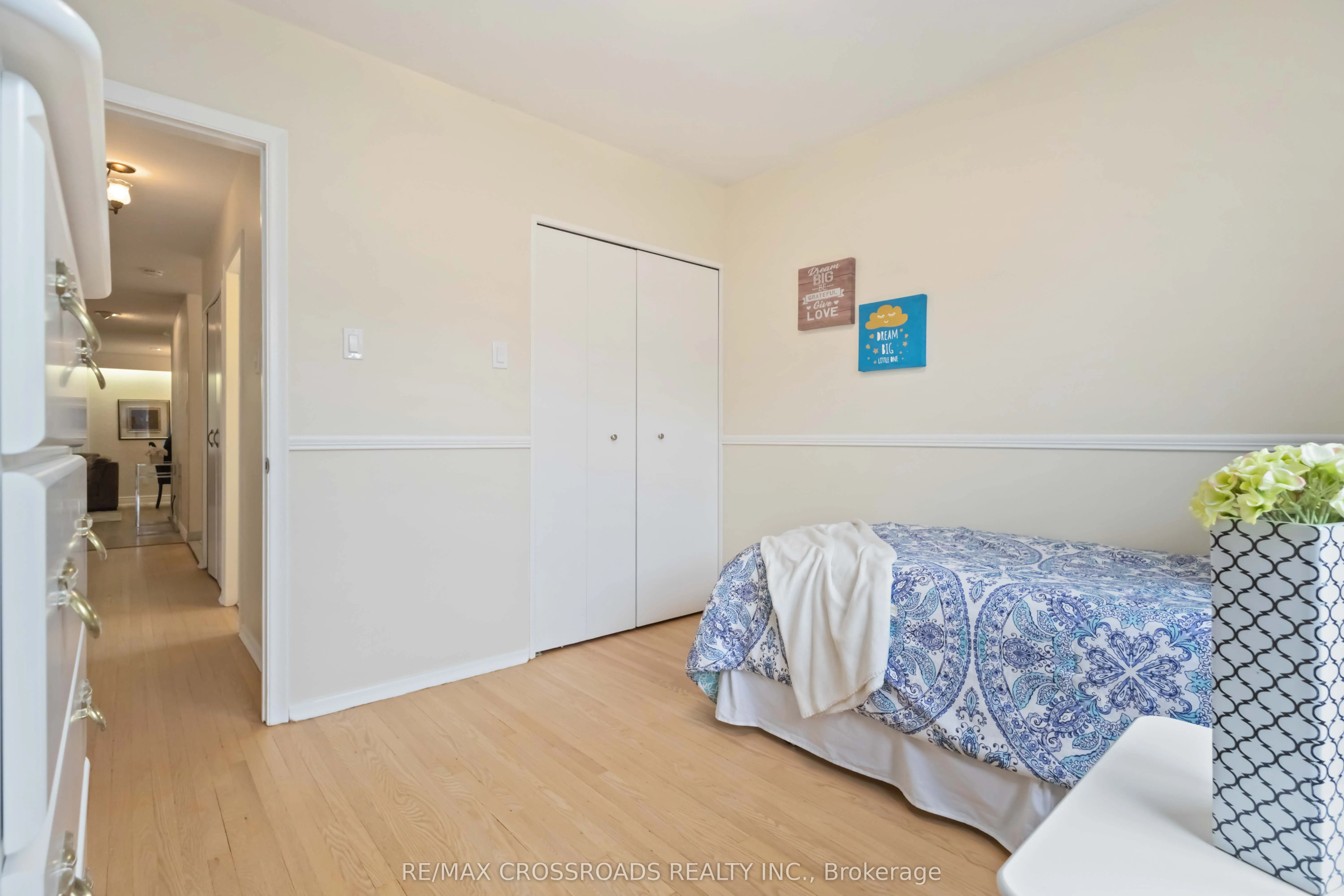 3 Bowater Drive