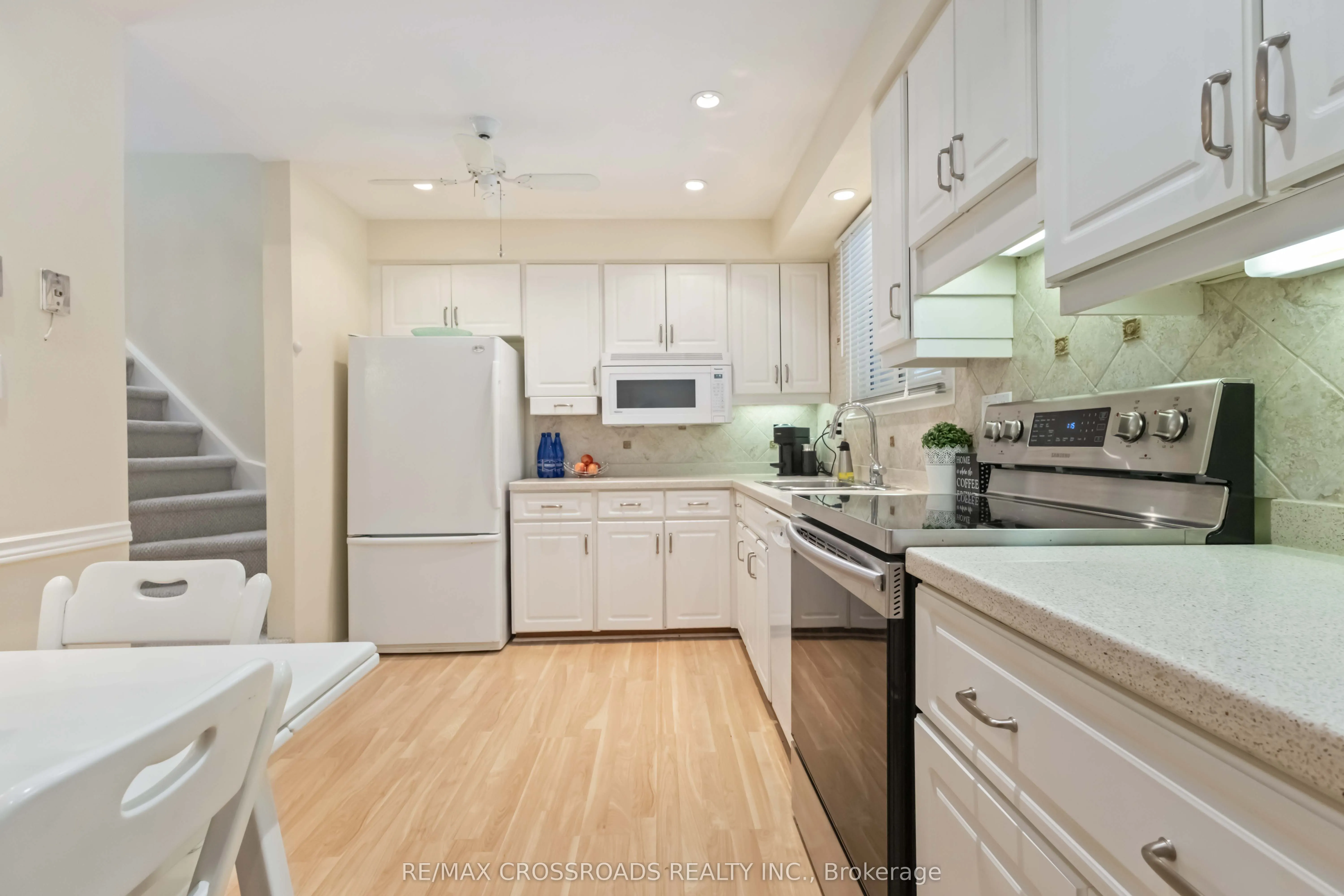 3 Bowater Drive